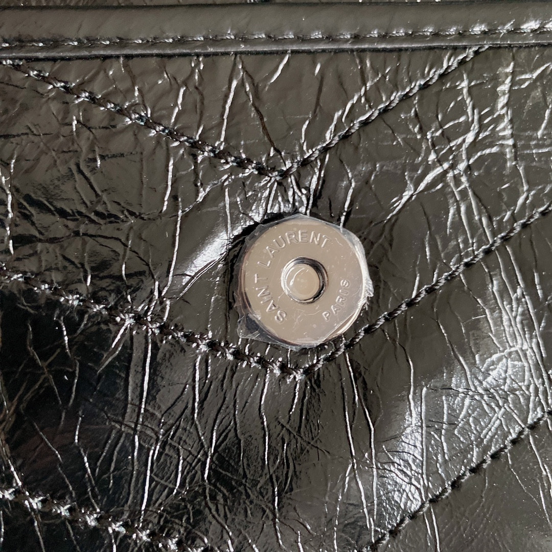 Y*L NIKI MEDIUM IN VINTAGE LEATHER ALL BLACK 11 X 7.8 X 3.3 INCHES