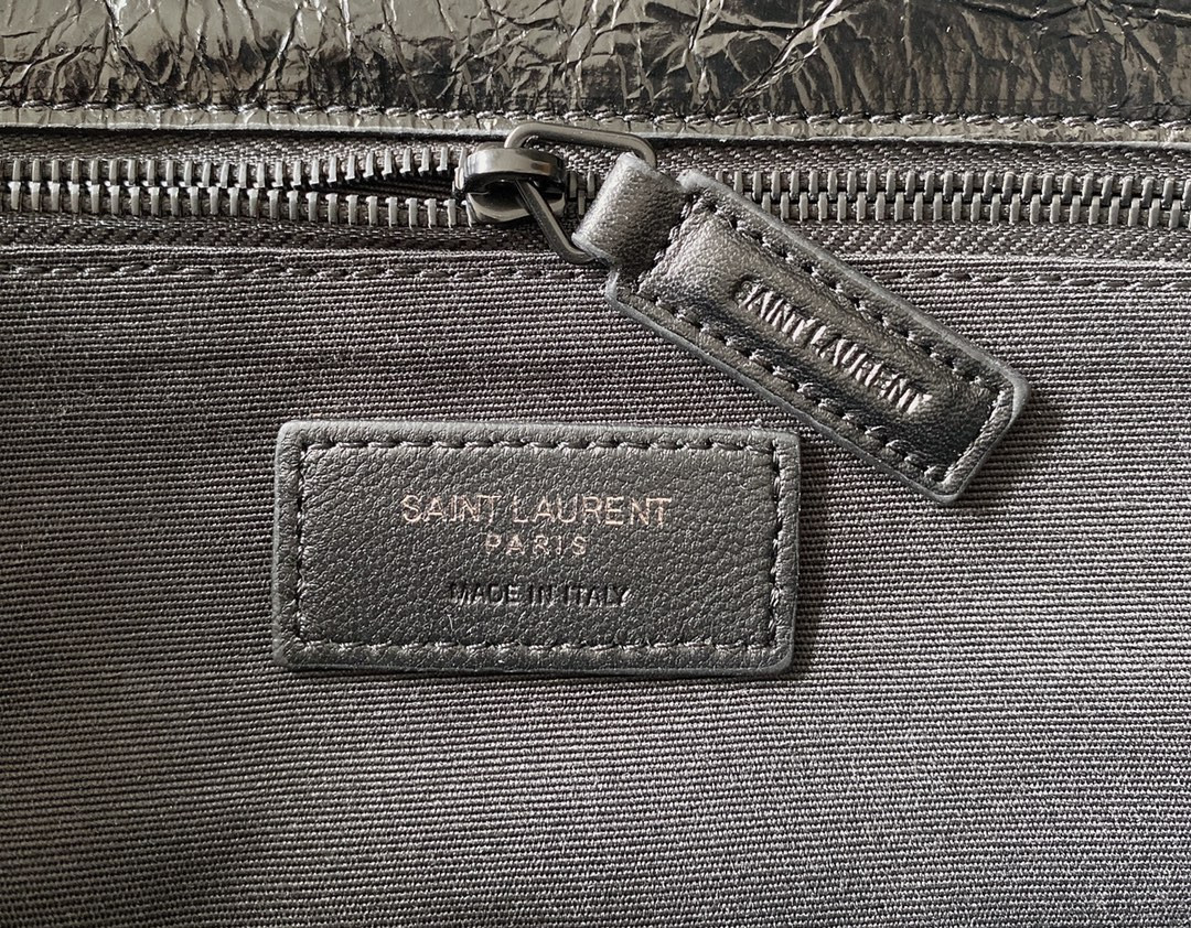 Y*L NIKI MEDIUM IN VINTAGE LEATHER ALL BLACK 11 X 7.8 X 3.3 INCHES