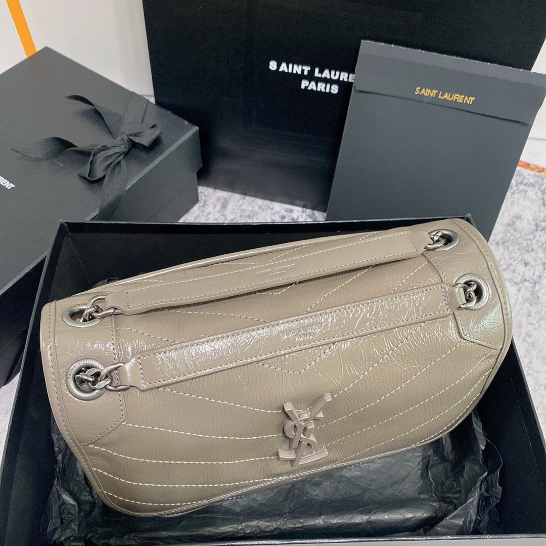 Y*L NIKI MEDIUM IN VINTAGE LEATHER LIGHT GRAY 11 X 7.8 X 3.3 INCHES