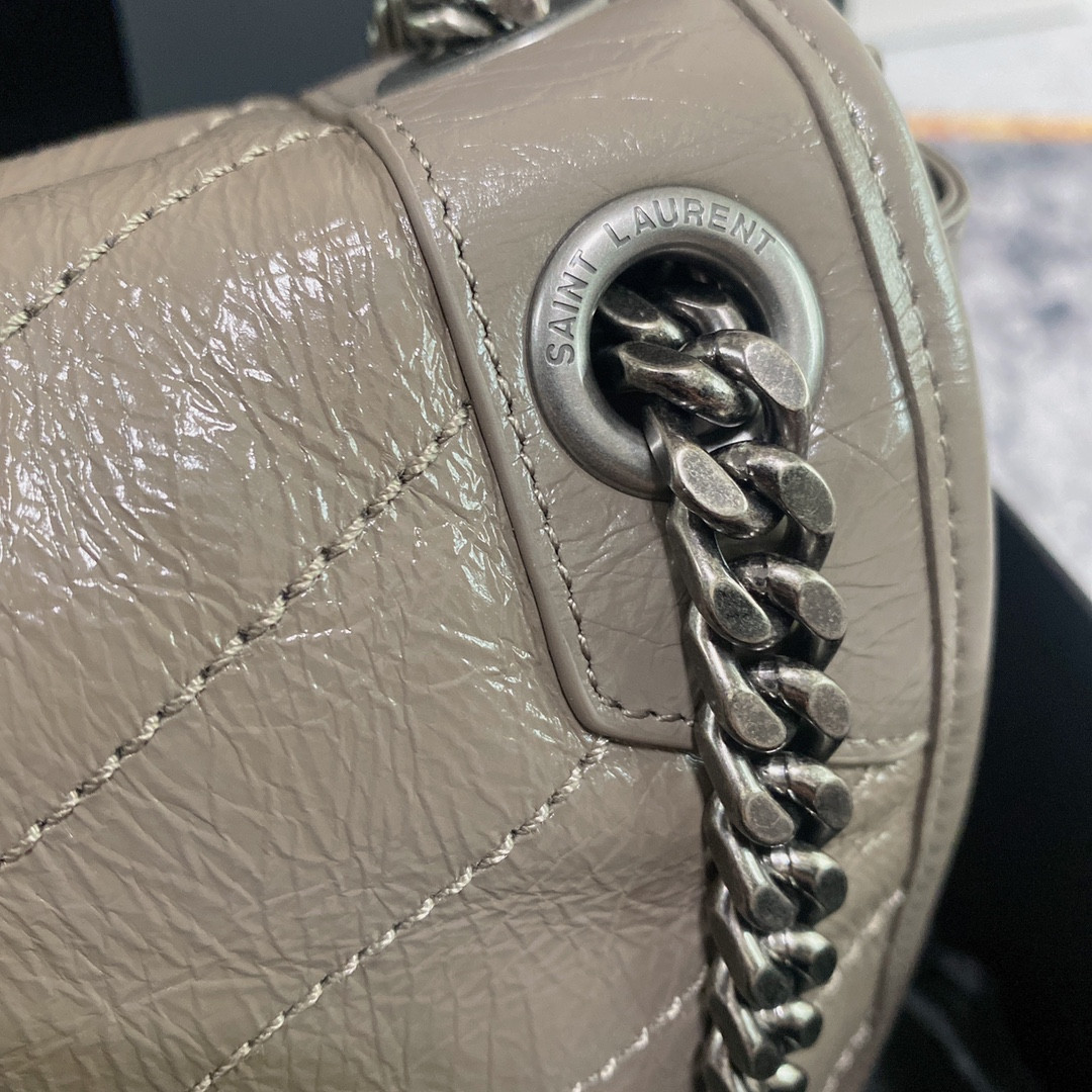 Y*L NIKI MEDIUM IN VINTAGE LEATHER LIGHT GRAY 11 X 7.8 X 3.3 INCHES