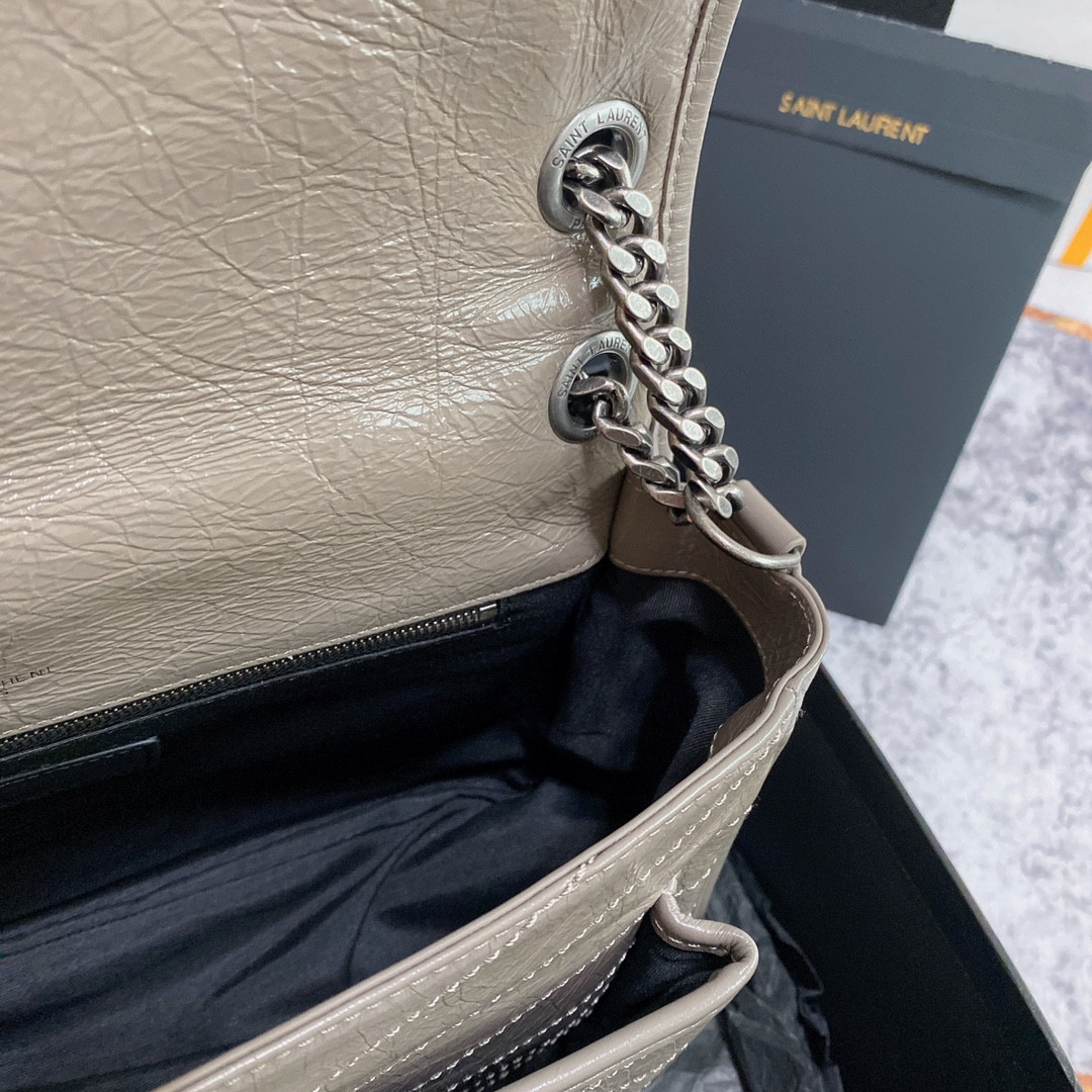 Y*L NIKI MEDIUM IN VINTAGE LEATHER LIGHT GRAY 11 X 7.8 X 3.3 INCHES