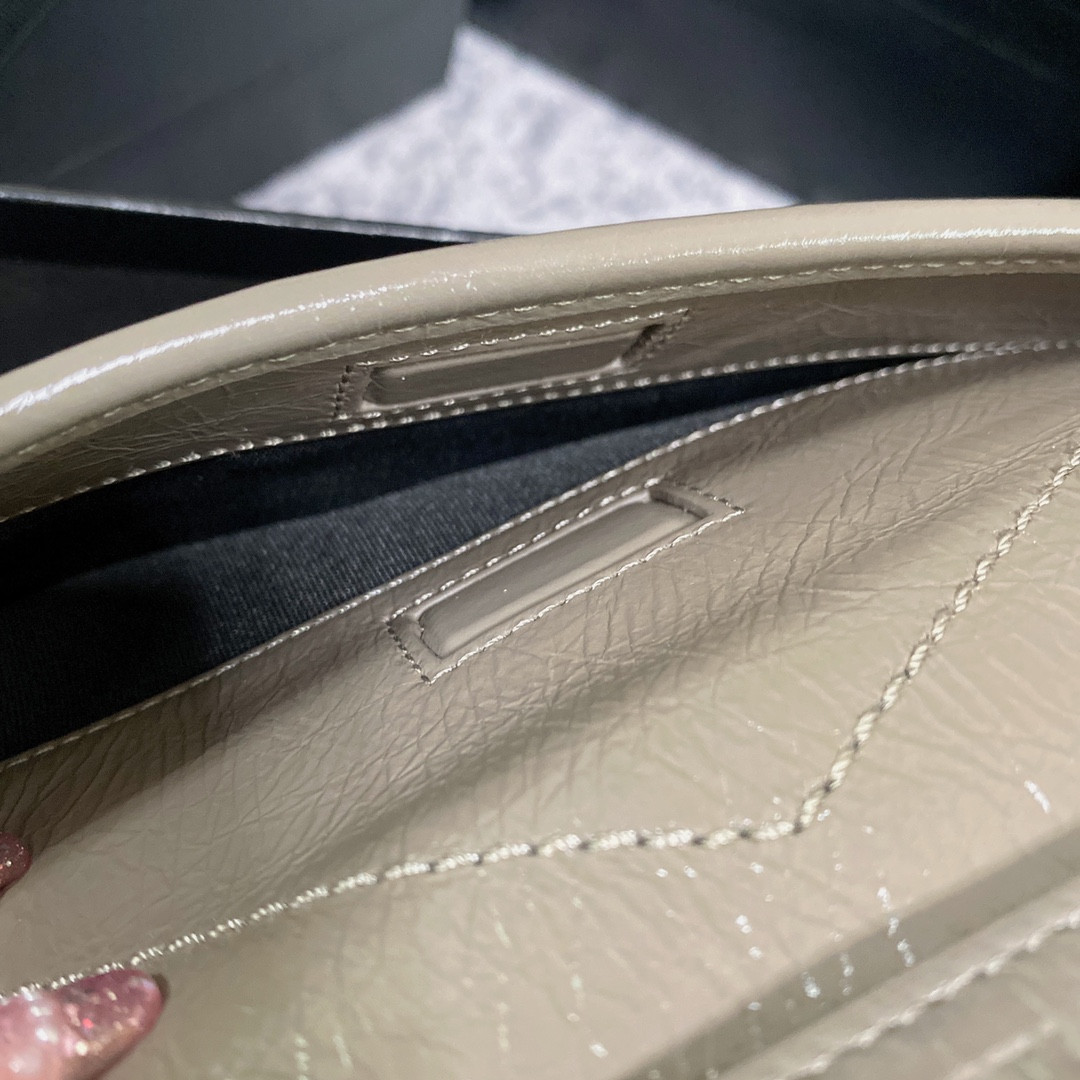 Y*L NIKI MEDIUM IN VINTAGE LEATHER LIGHT GRAY 11 X 7.8 X 3.3 INCHES