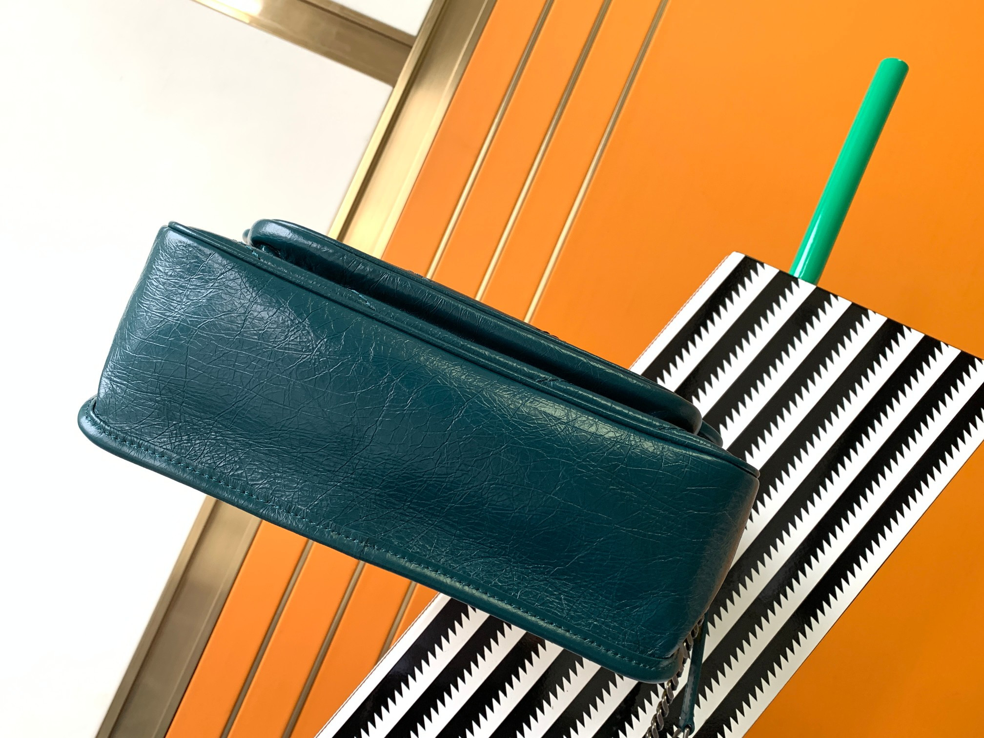 Y*L NIKI MEDIUM IN VINTAGE LEATHER 11 X 7.8 X 3.3 INCHES