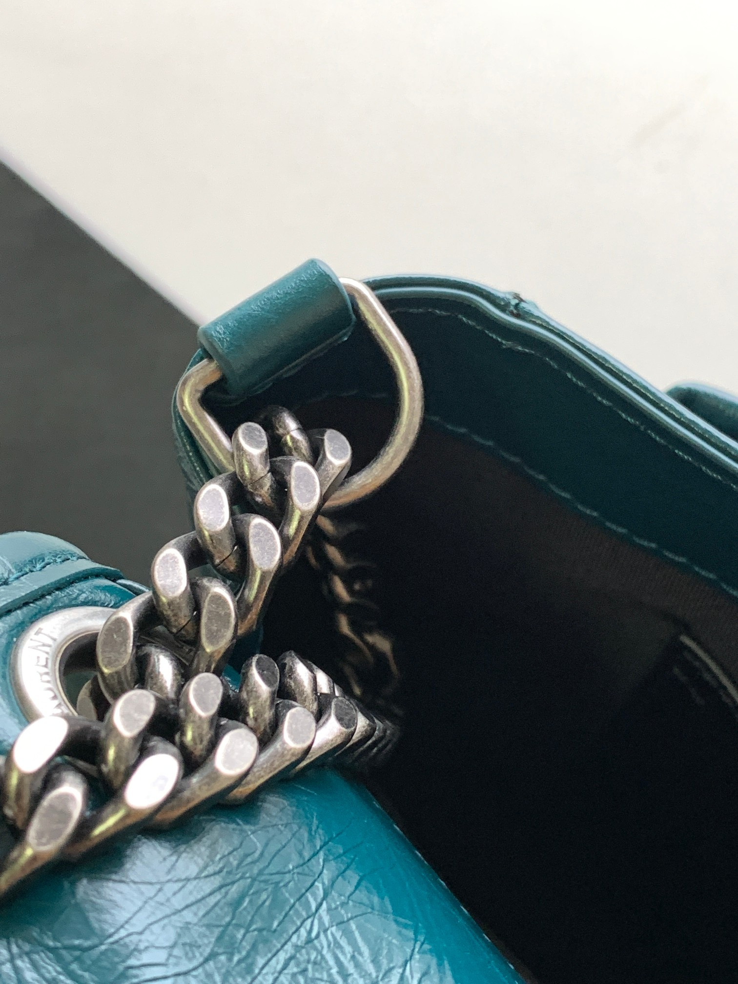 Y*L NIKI MEDIUM IN VINTAGE LEATHER 11 X 7.8 X 3.3 INCHES