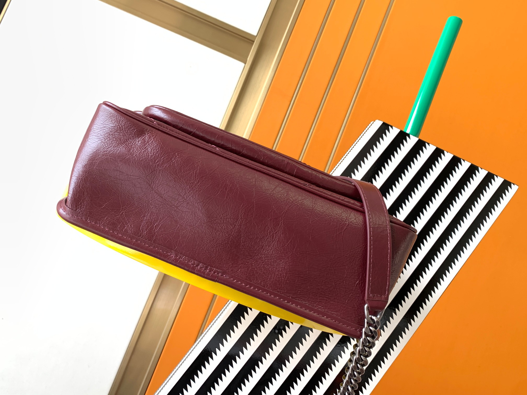 Y*L NIKI MEDIUM IN VINTAGE LEATHER RED 11 X 7.8 X 3.3 INCHES