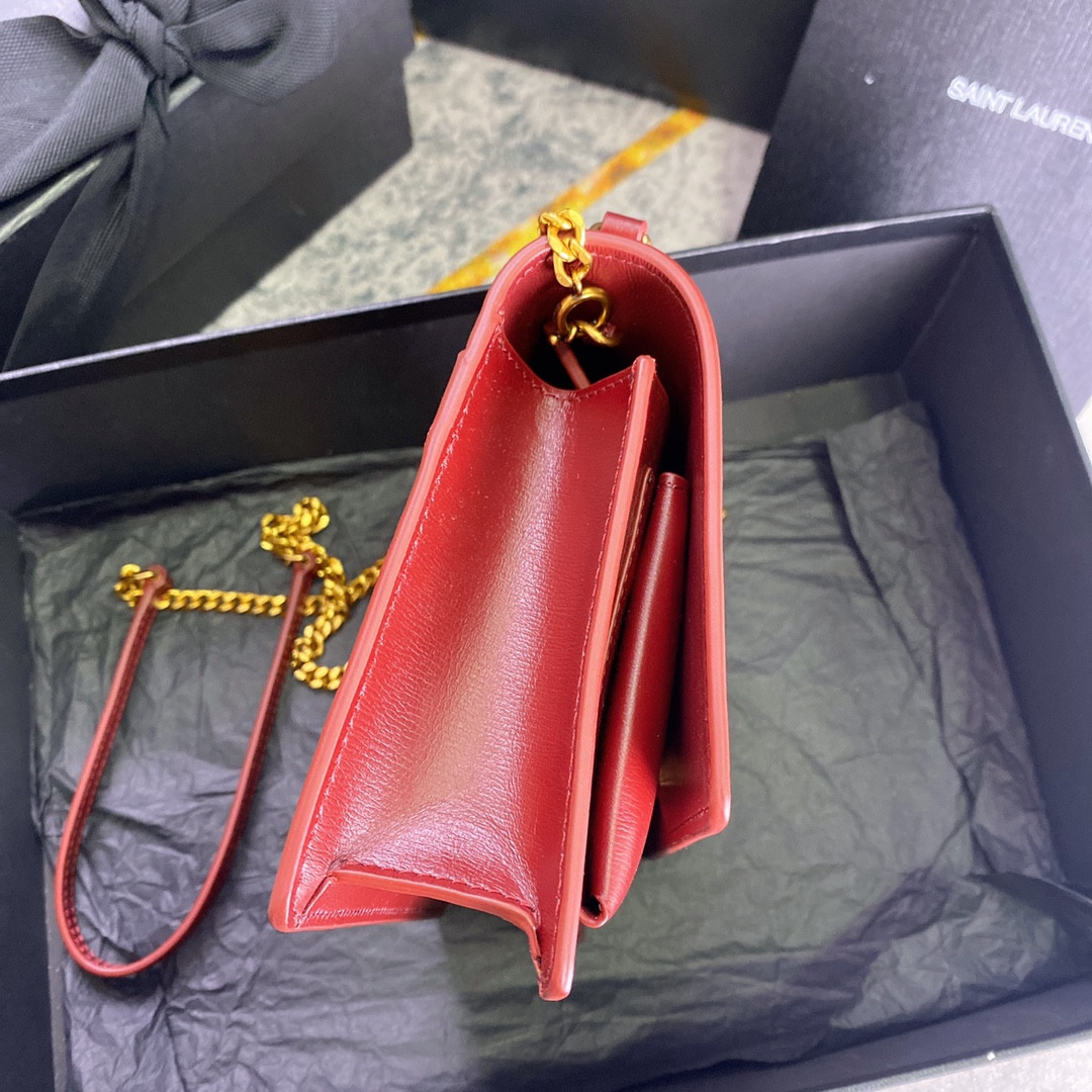 Y*L SUNSET CHAIN WALLET IN SMOOTH LEATHER 7.4 X 5.5 X 2.1 INCHES