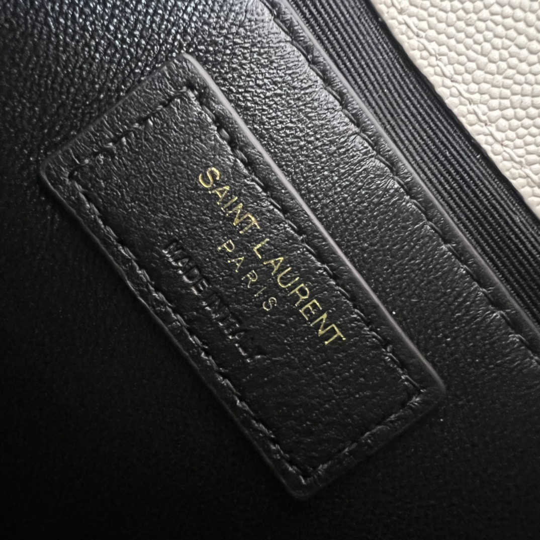 Y*L KATE MEDIUM IN GRAIN DE POUDRE EMBOSSED LEATHER WHITE GOLD 9.4 X 5.7 X 2.1 INCHES