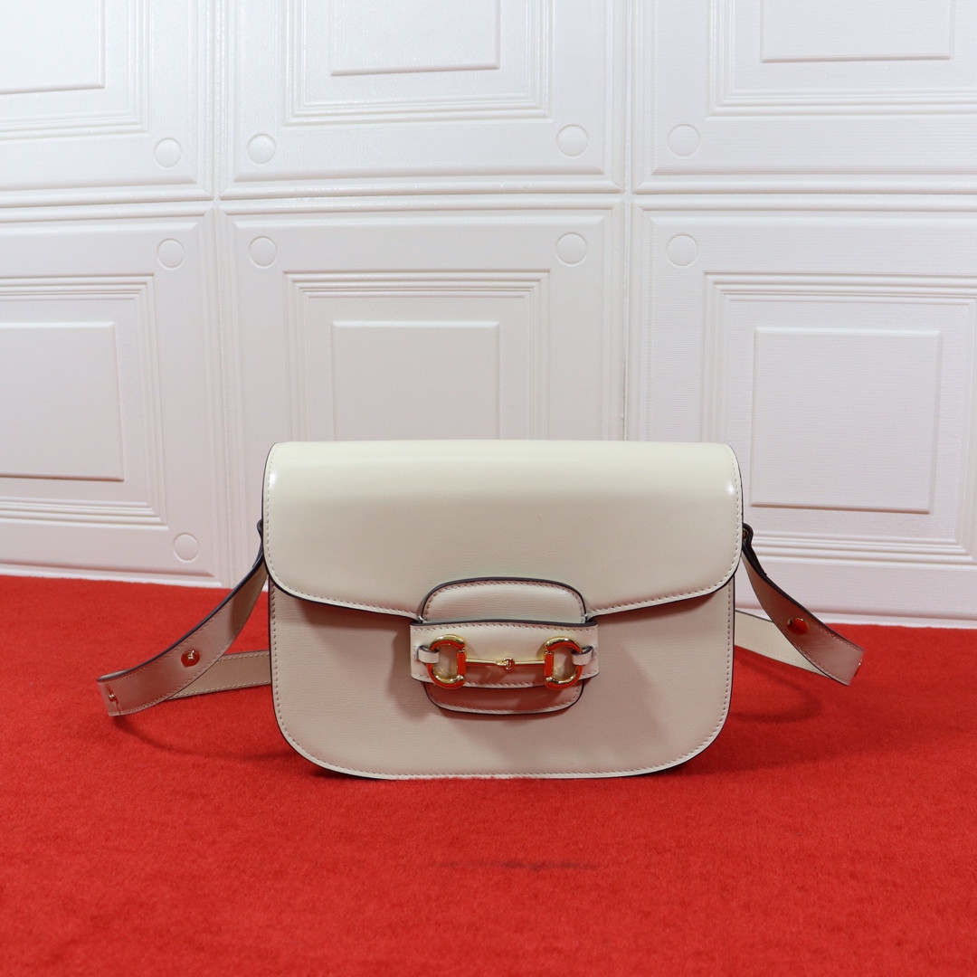 G*u*i HORSEBIT 1955 SHOULDER BAG WHITE 9.8"W x 7"H x 3.1"D