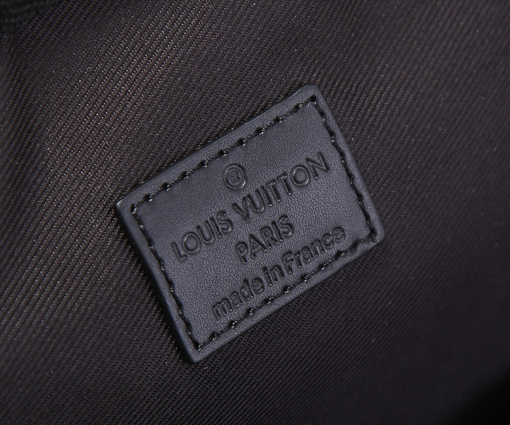 L0*is V*t0n N40501 Avenue Backpack 40 x 31 x 15 cm