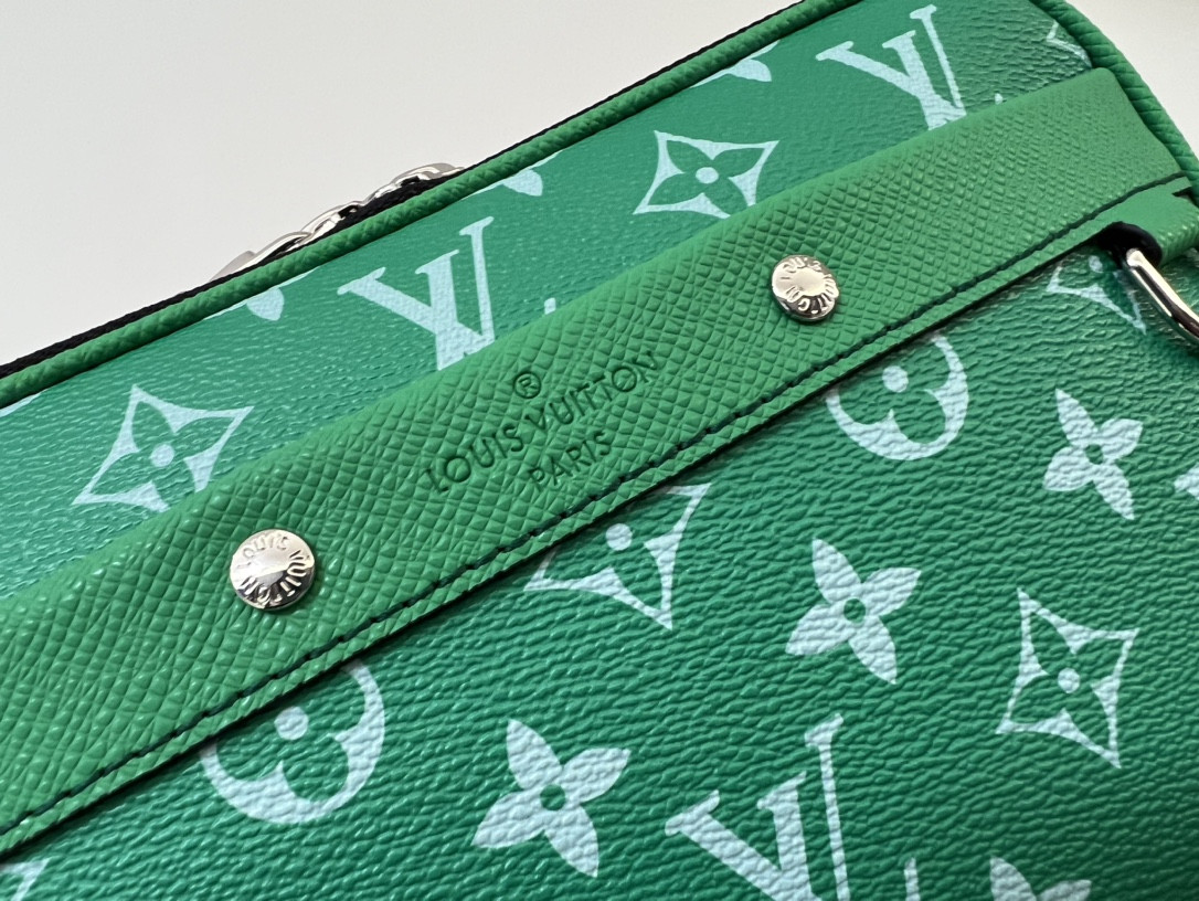 LV M30997 Alpha Wearable Wallet 9.4 x 6.3 x 3.1 inches