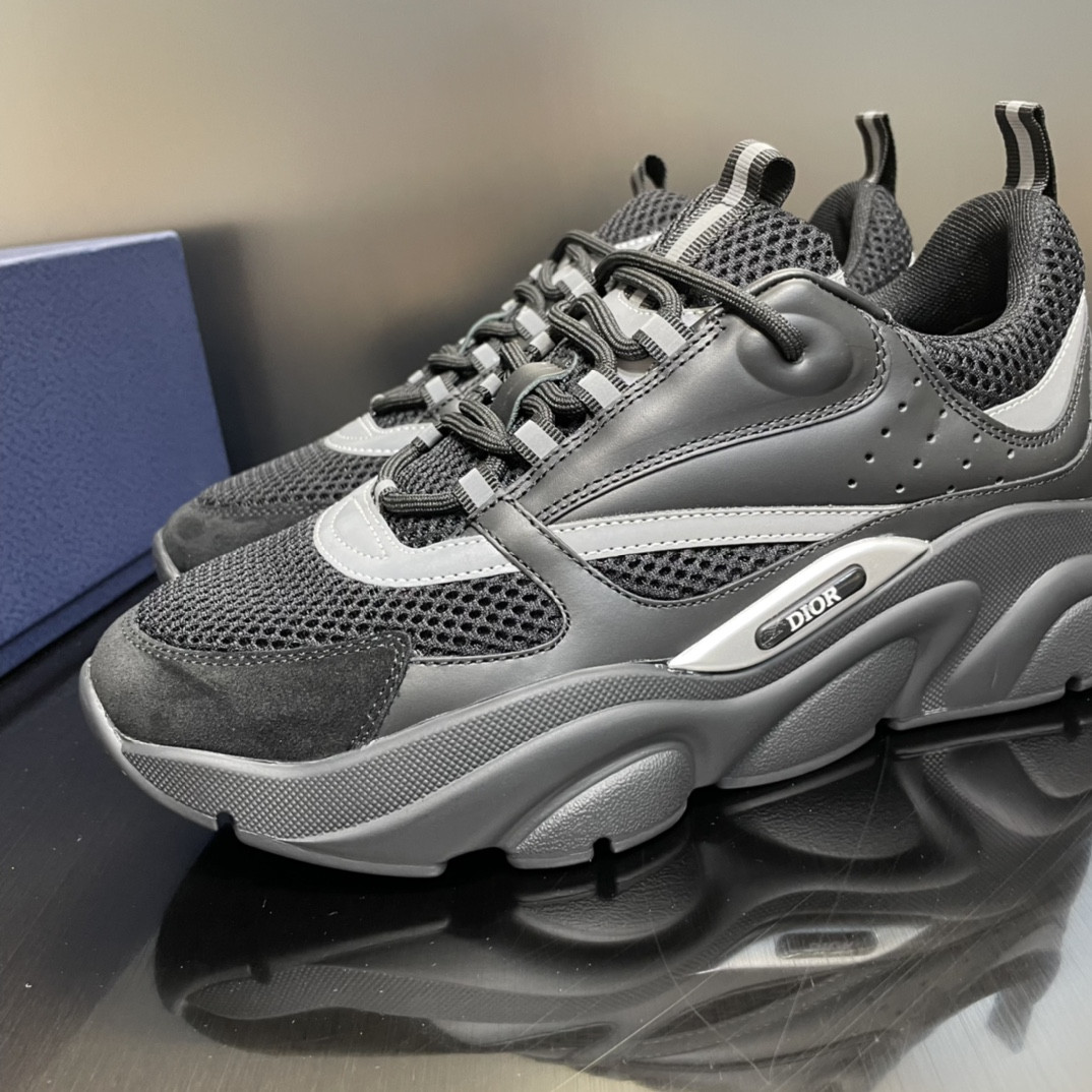 UA D*0r B22 black Sneake