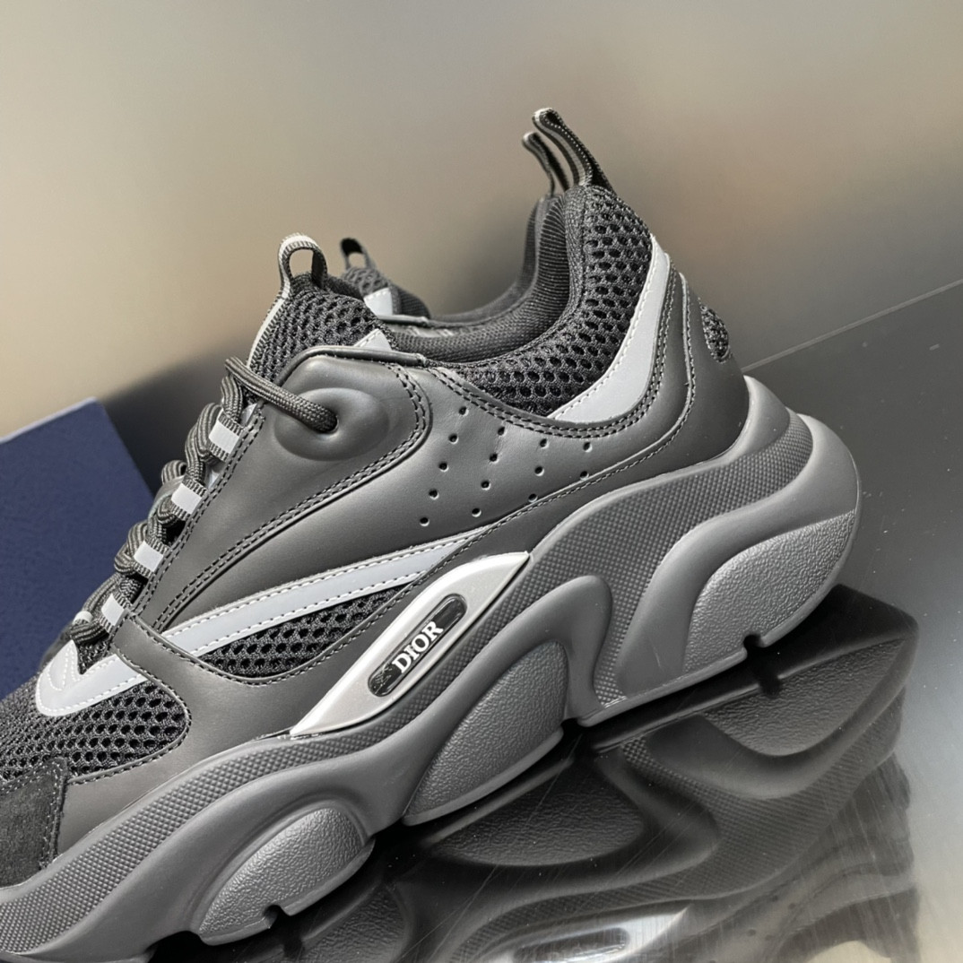 UA D*0r B22 black Sneake