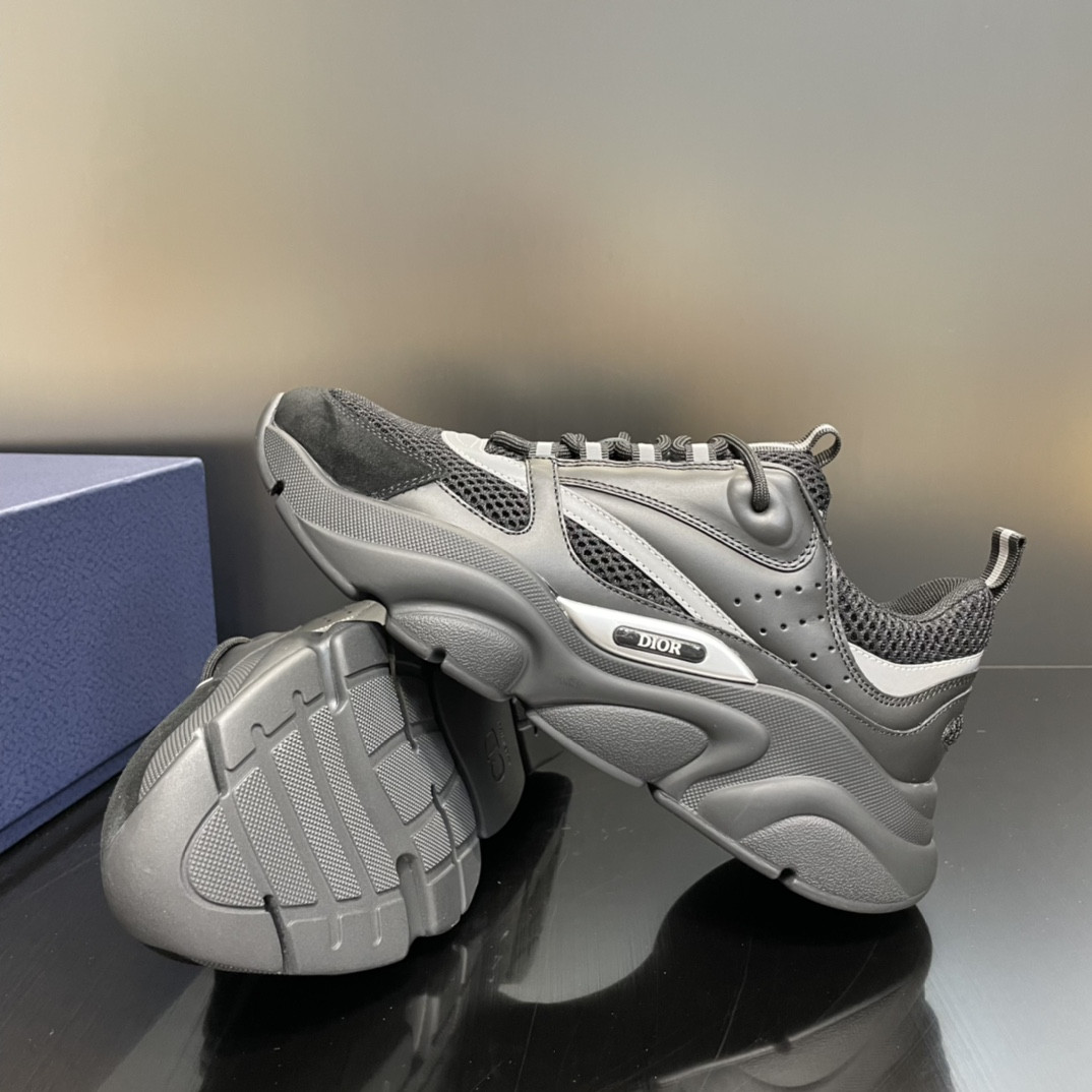 UA D*0r B22 black Sneake