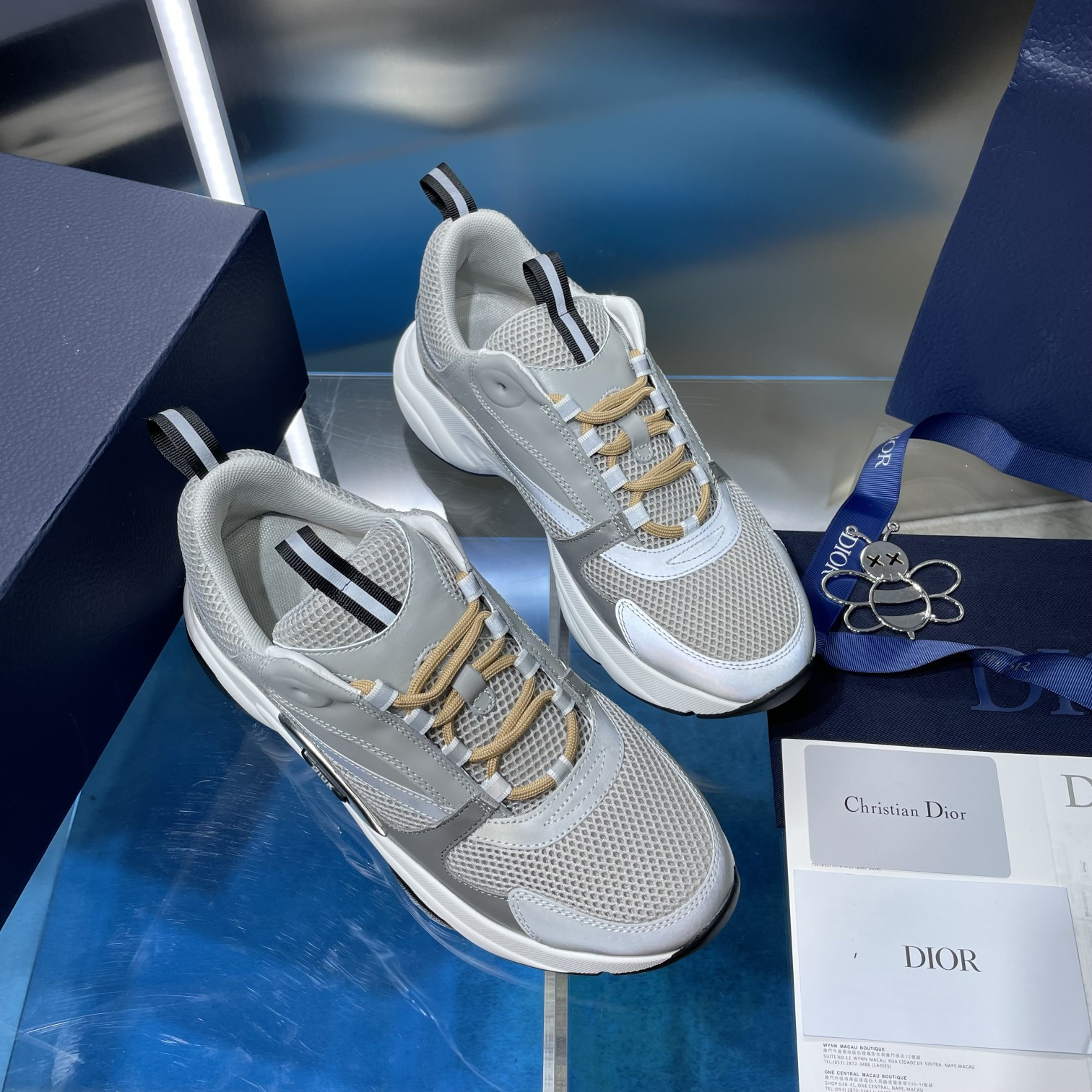 UA D*0r B22 gray Sneaker