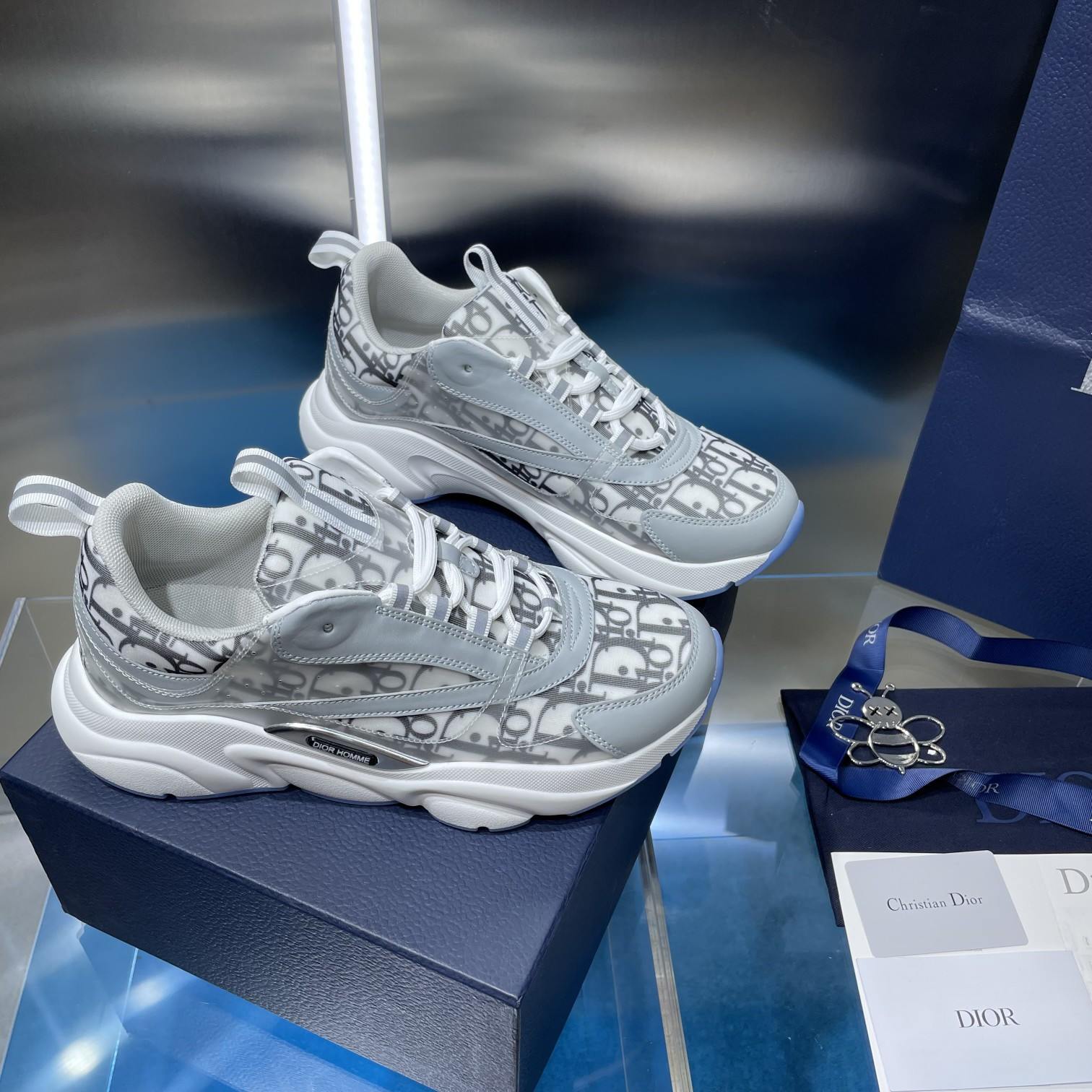 UA D*0r B22 gray Sneaker