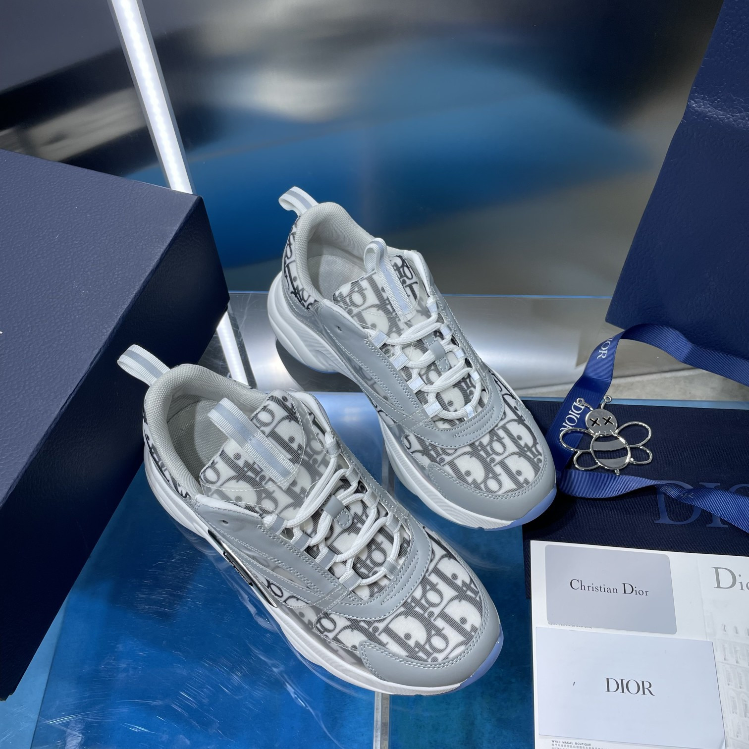 UA D*0r B22 gray Sneaker