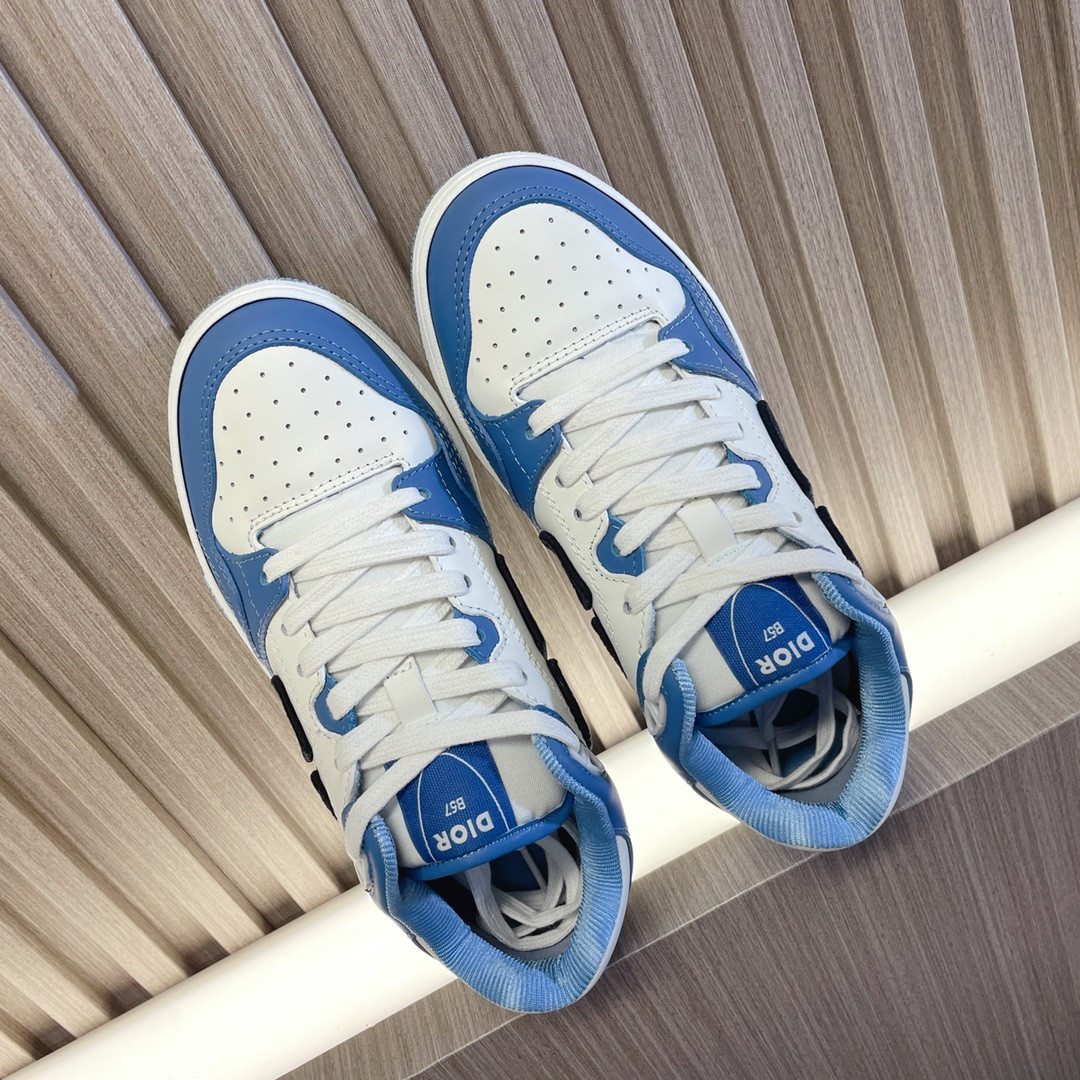 UA D*0r B57 Low-Top Sneaker Light Blue and White