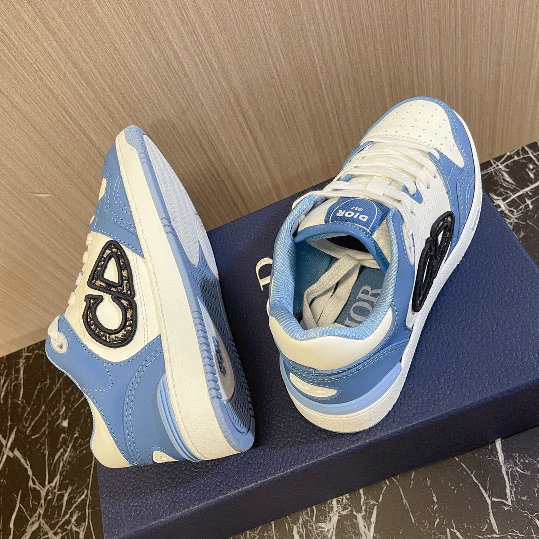 UA D*0r B57 Low-Top Sneaker Light Blue and White