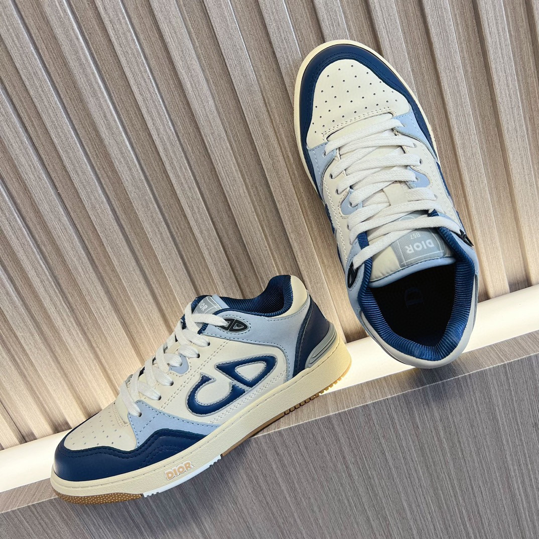 UA D*0r B57 Low-Top Sneaker