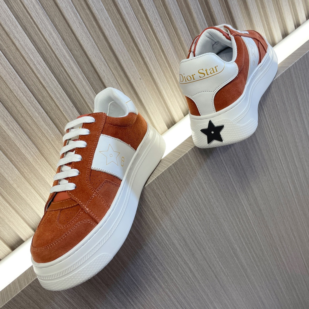 UA D*0r Star Platform Sneaker