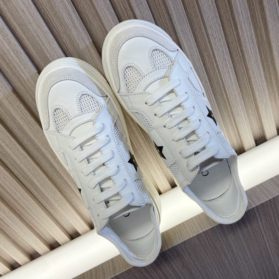 UA D*0r Star Platform Sneaker