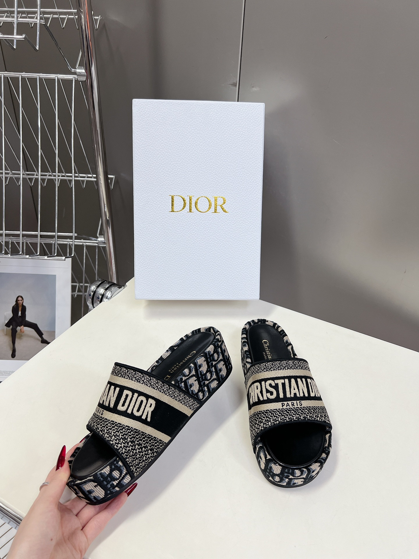 UA D*0r Platform Sandals
