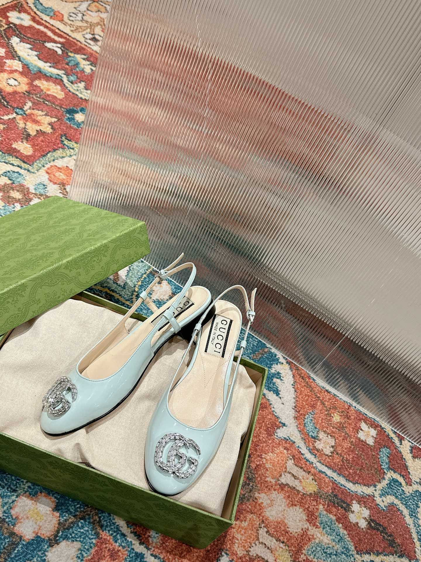 UA G*u*i BALLERINA WITH DOUBLE G