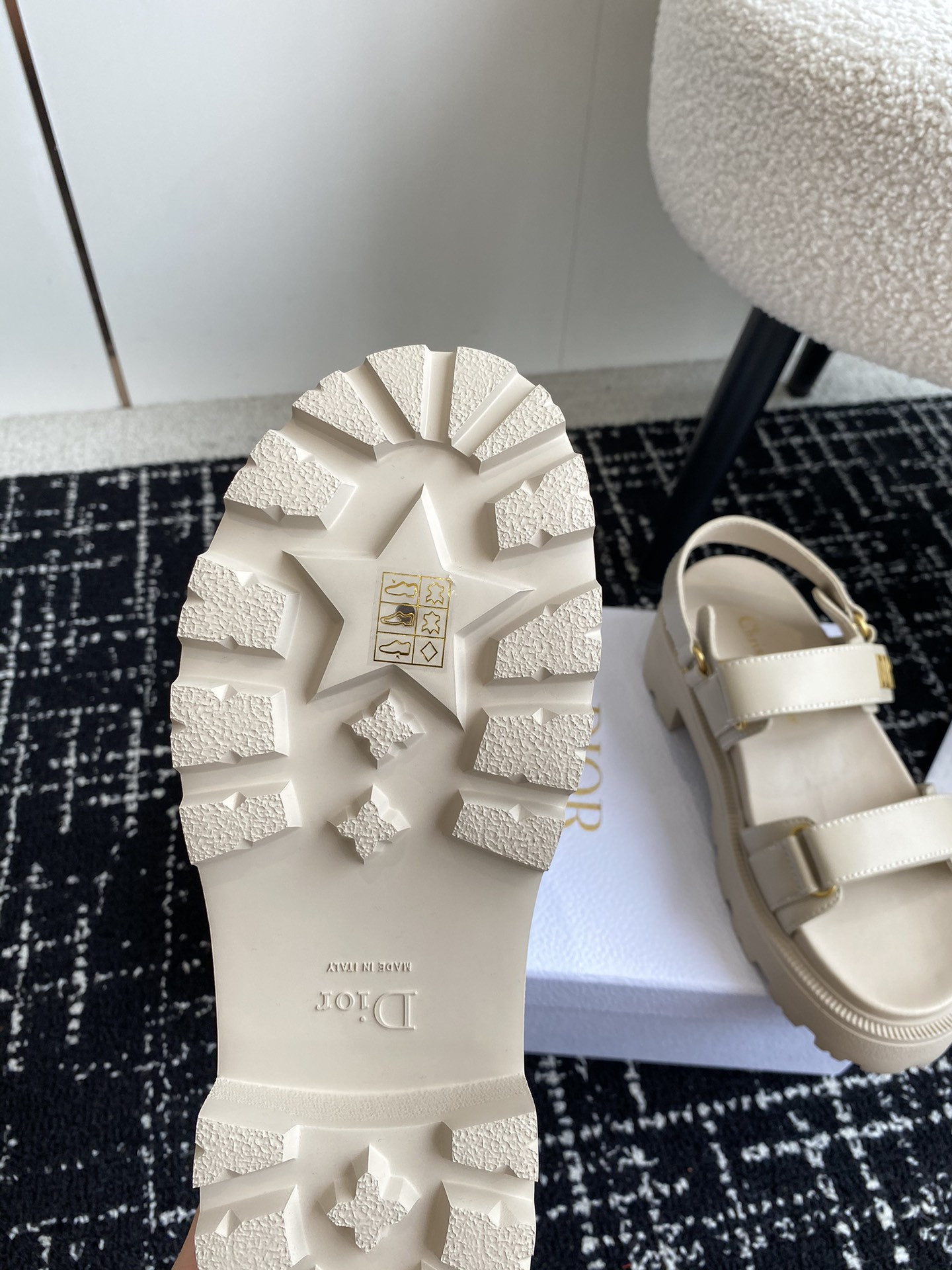 UA D*0ract Platform Sandal