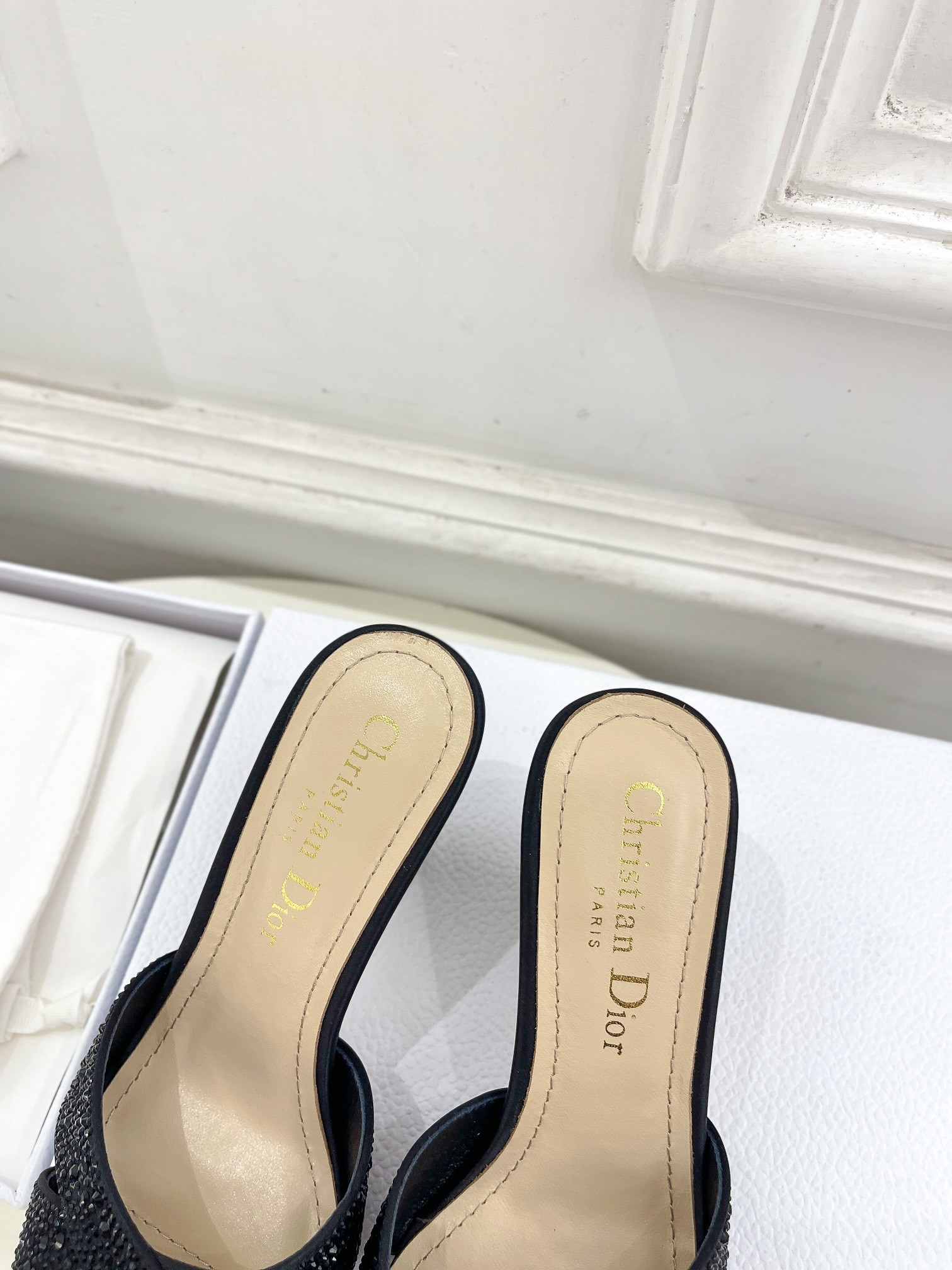 UA D*0r Tribales Heeled Slide