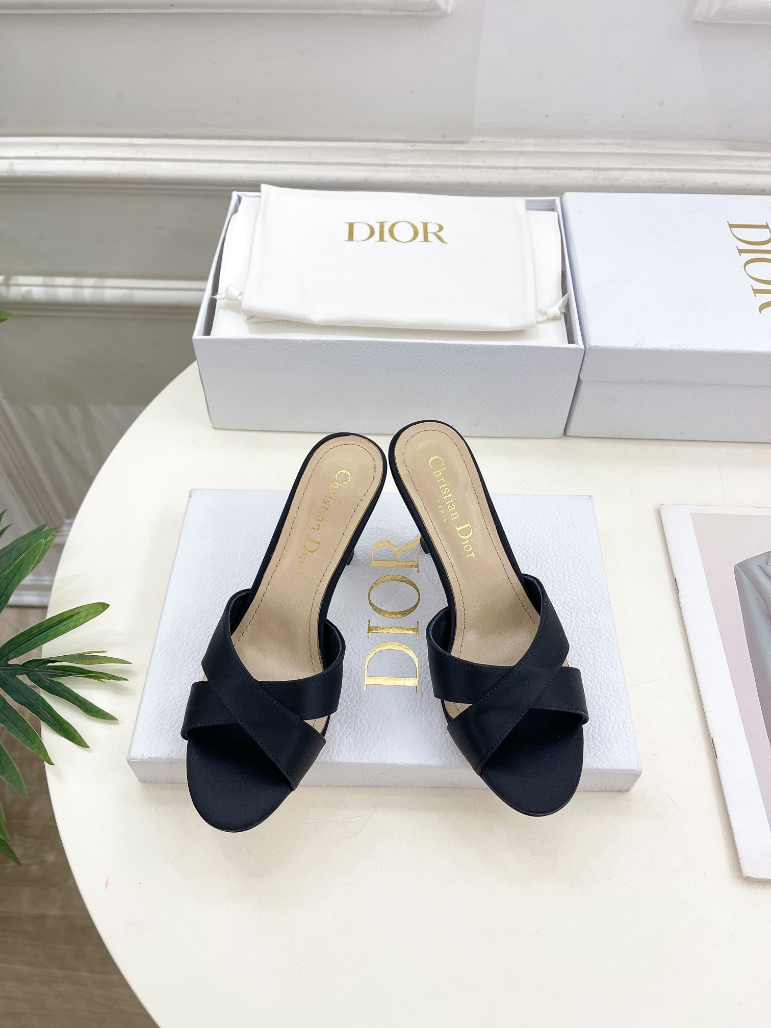 UA D*0r Tribales Heeled Slide