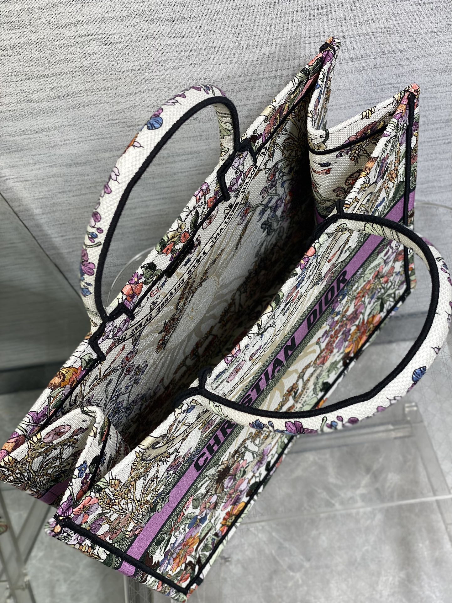 D*0r Book Tote  Ecru Multicolor 42x18x35cm