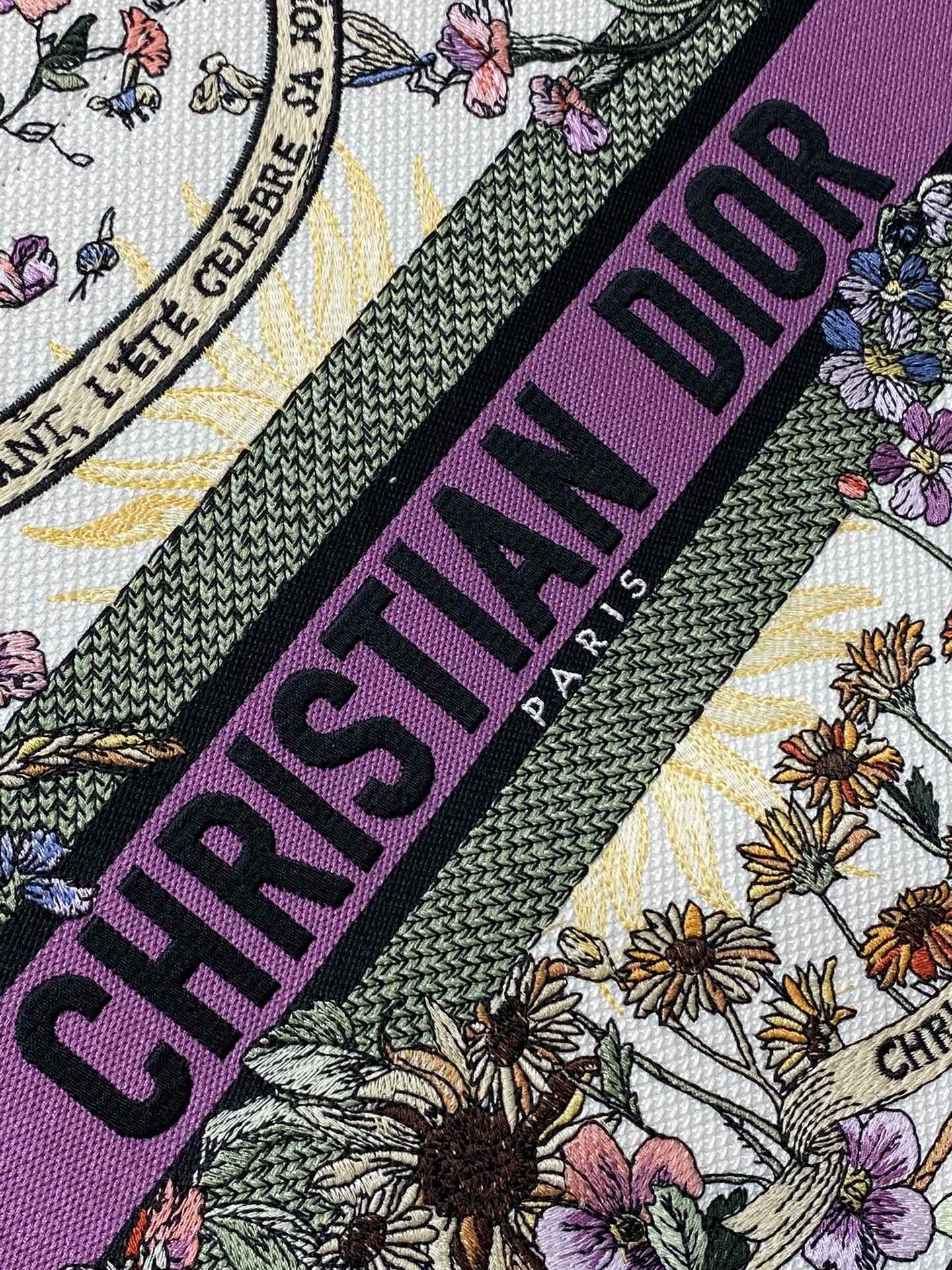 Medium D*0r Book Tote  Ecru Multicolor 36 x 27.5 x 16.5 cm