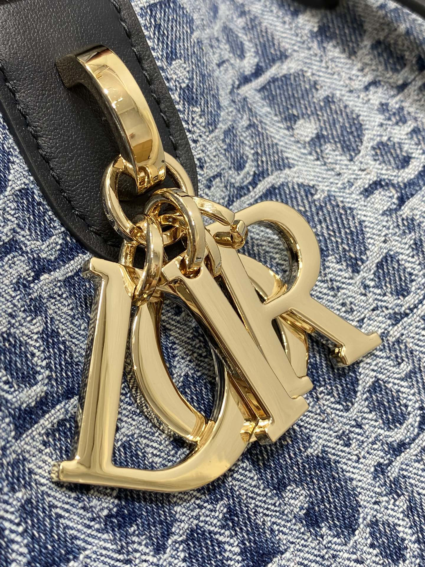 Small D*0r Toujours Bag  Blue Denim D*0r Oblique Jacquard 23 x15 x15cm