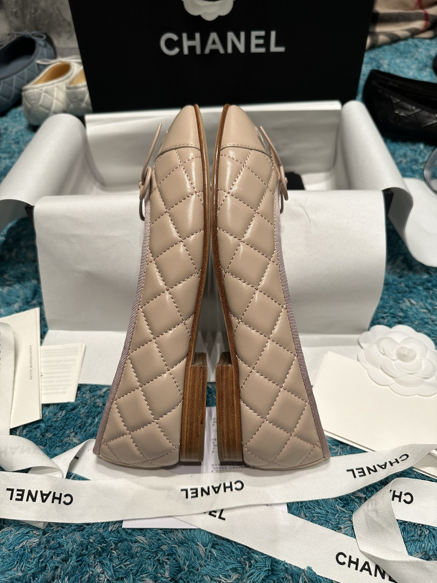 UA Ch*el BALLET FLATS