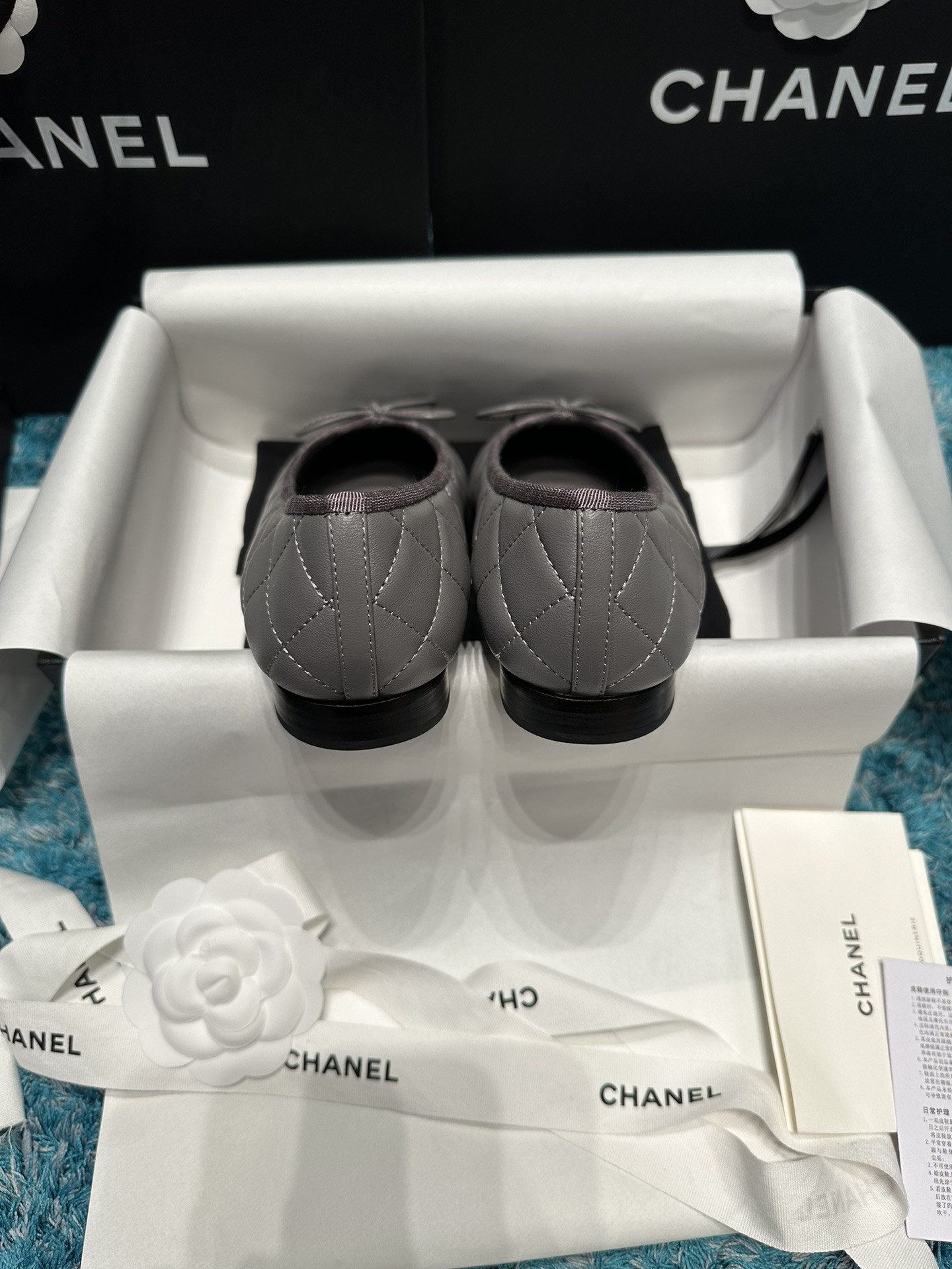 UA Ch*el BALLET FLATS