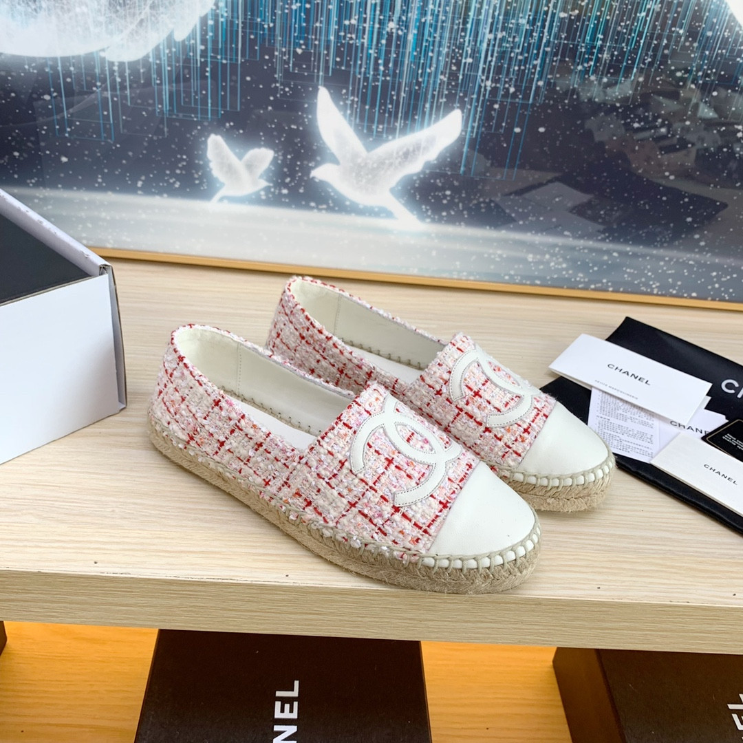 UA Ch*el ESPADRILLES