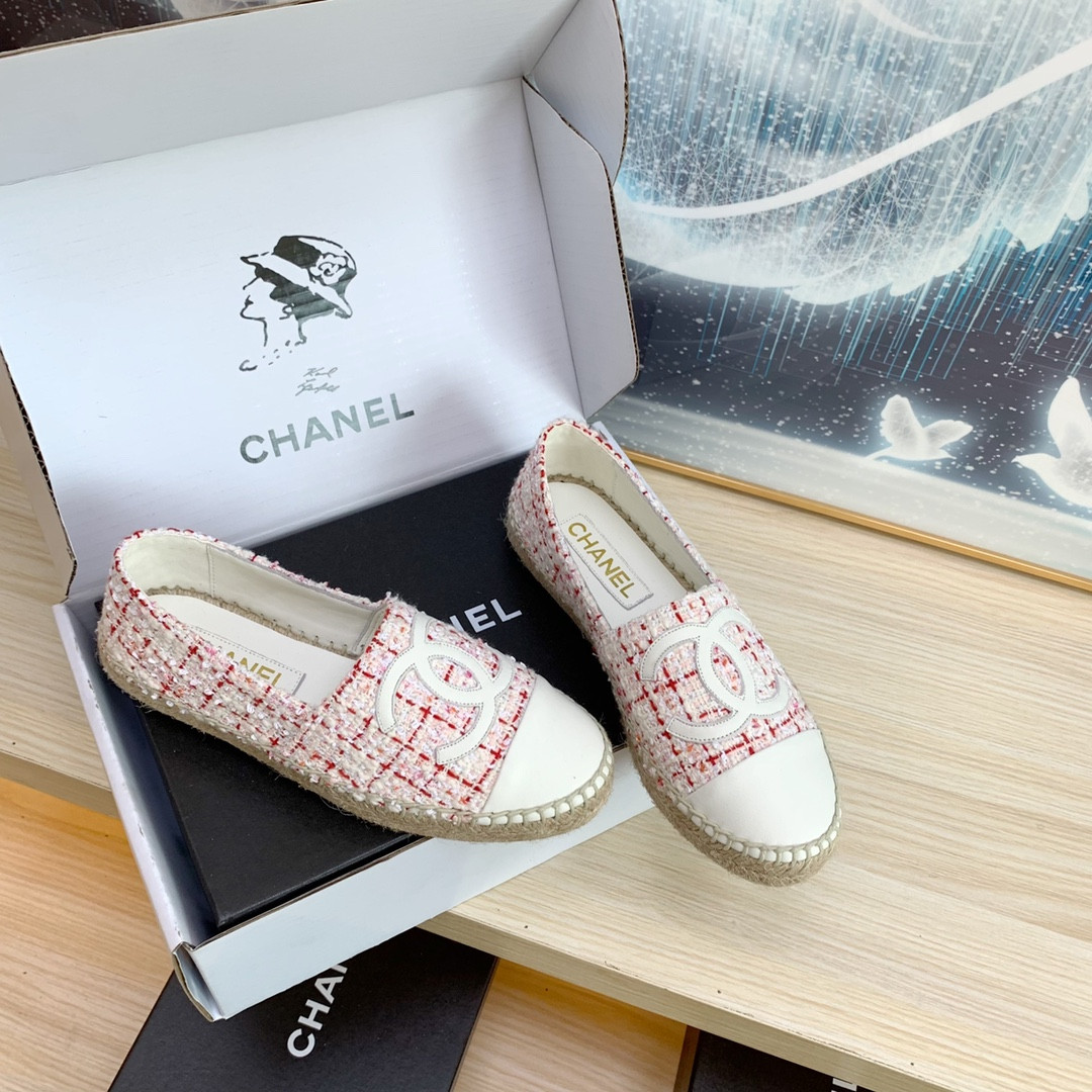 UA Ch*el ESPADRILLES