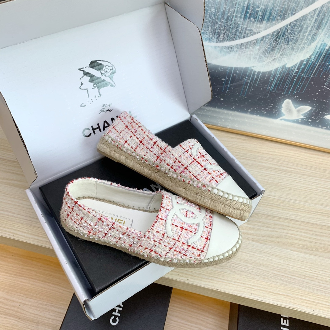 UA Ch*el ESPADRILLES