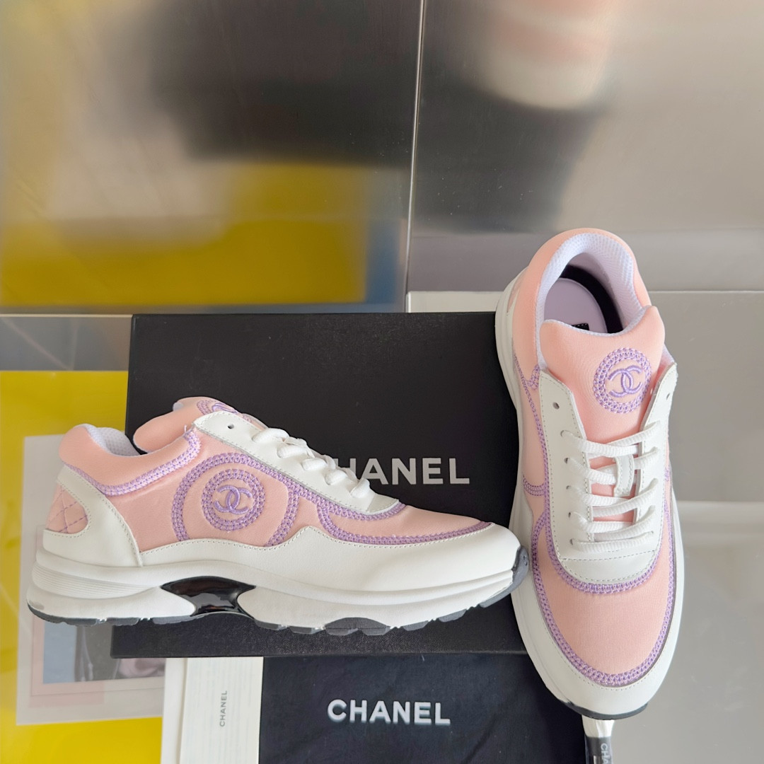 UA Ch*el SNEAKER