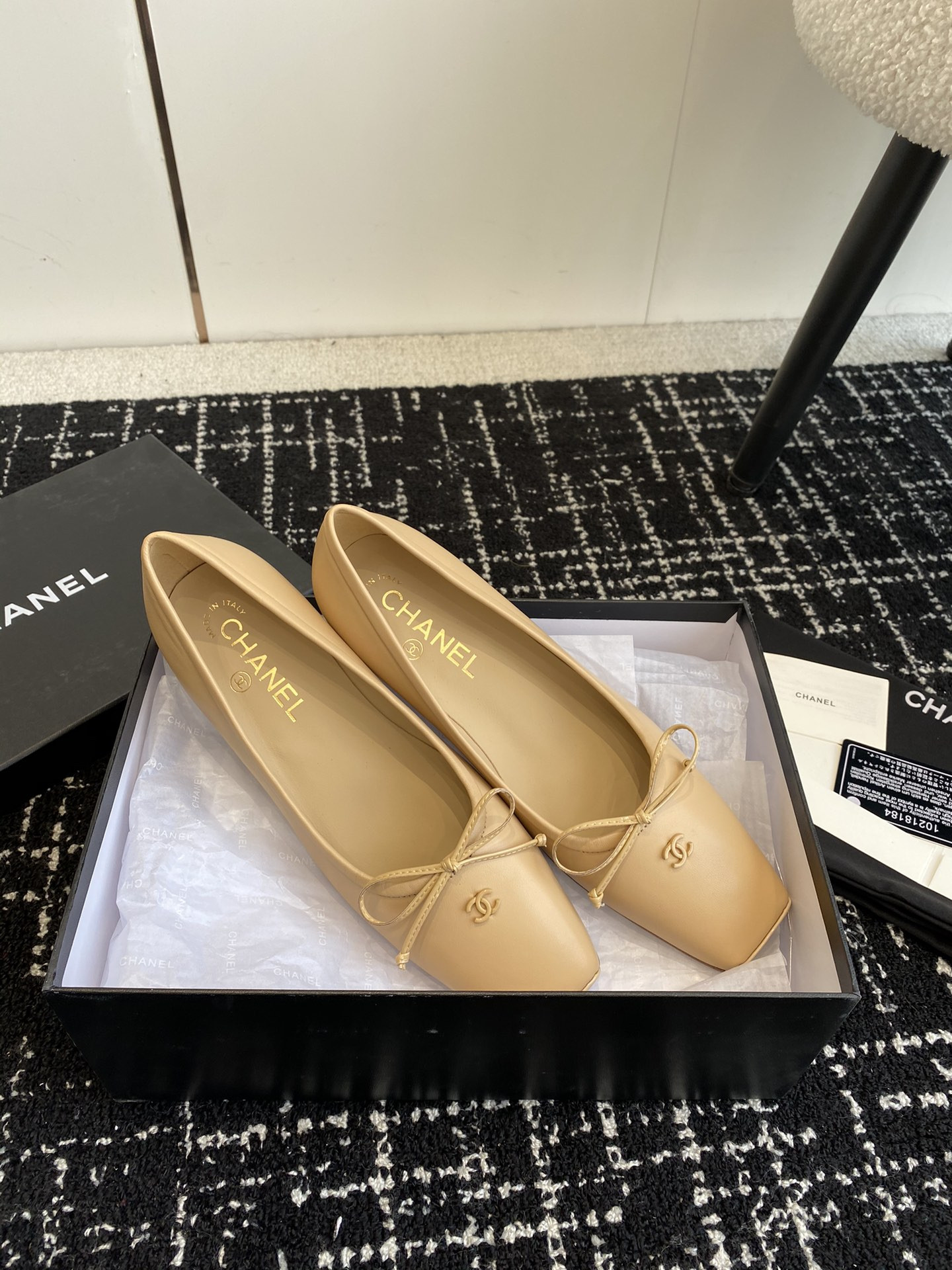 UA Ch*el VINTAGE BALLET FLATS