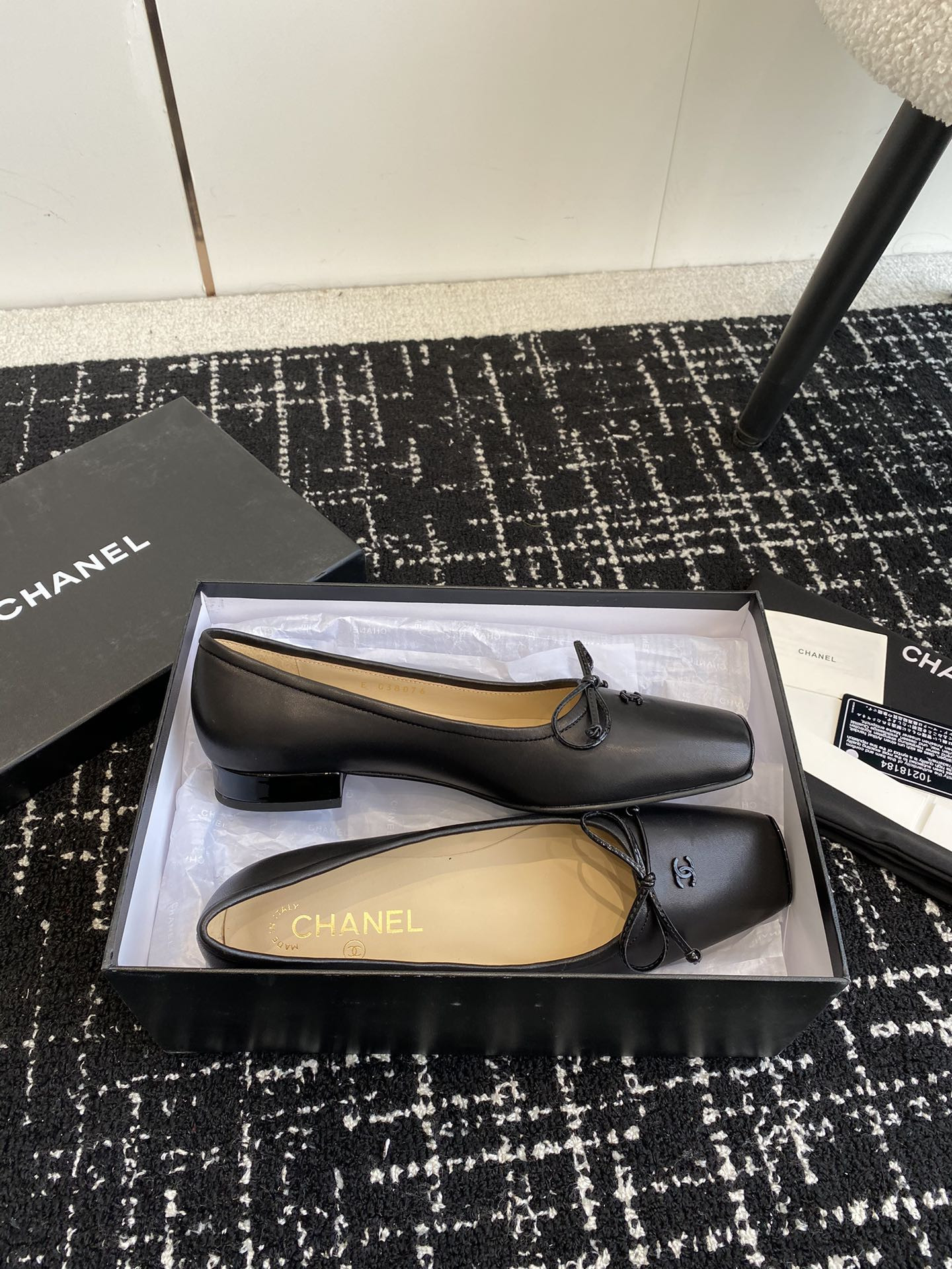 UA Ch*el VINTAGE BALLET FLATS