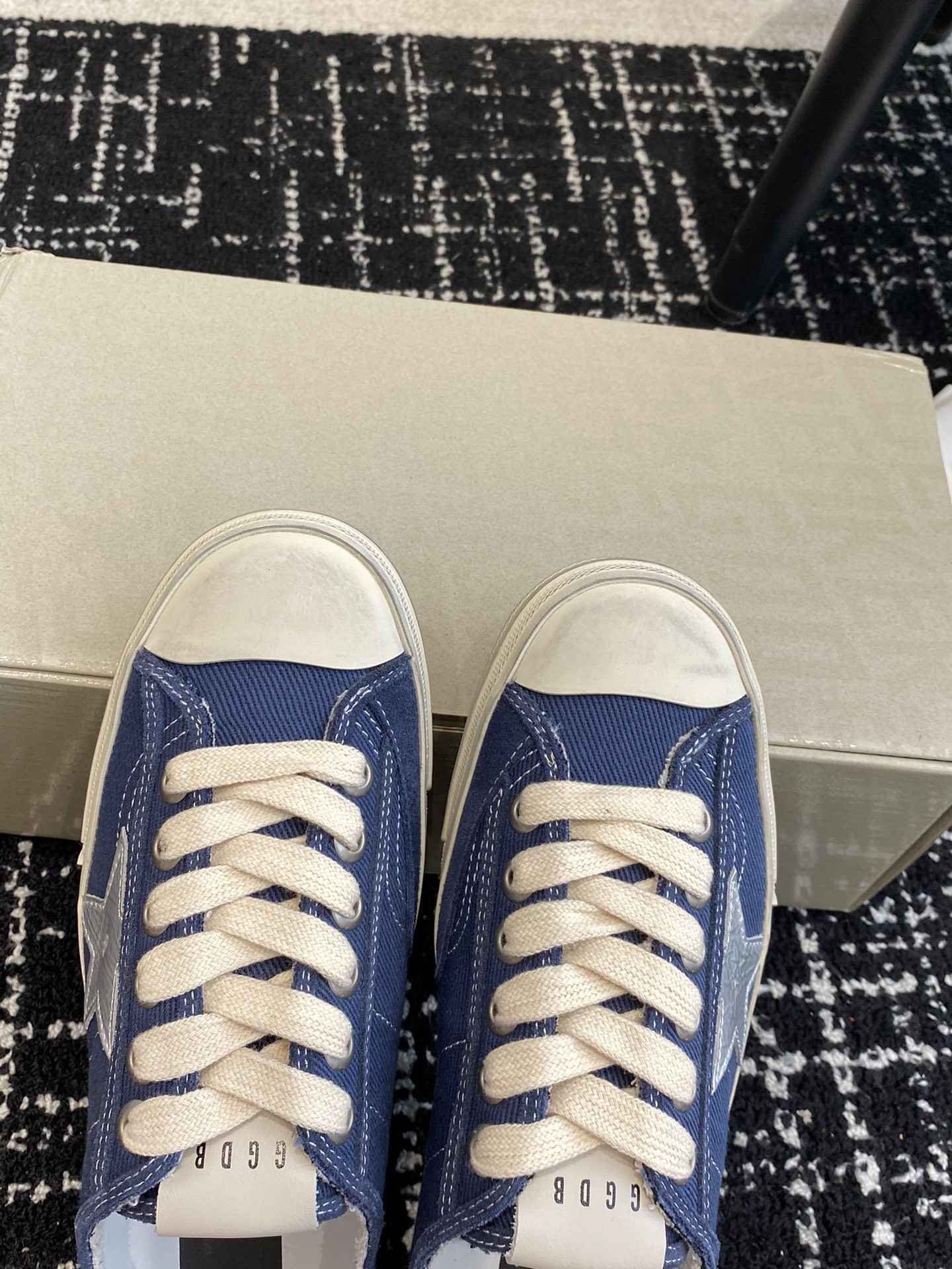 UA Golden Go*e V-STAR Sneaker