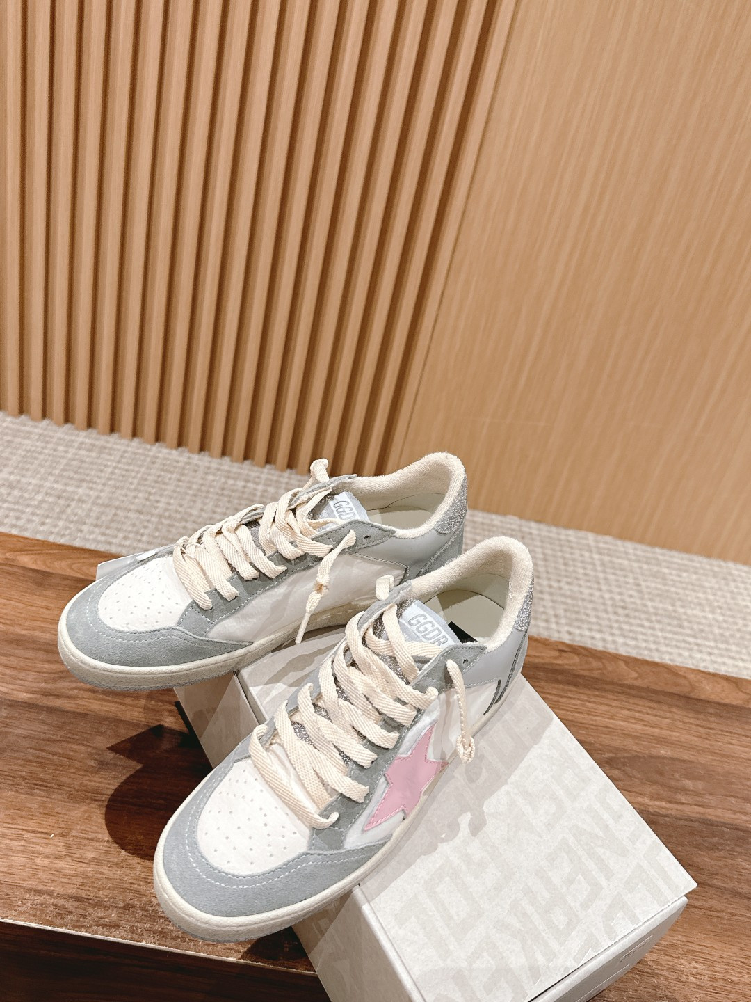 UA Golden Go*e Ball Star Sneaker