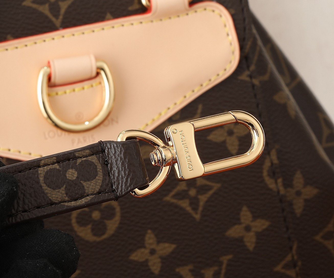 LV House M11198 28x30x18CM