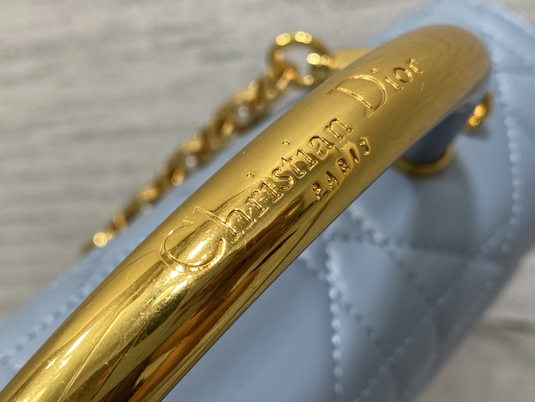 D*0r Medium D*0r Ange Bag Blue Latte Macrocannage Calfskin 26 x 17 x 9 cm