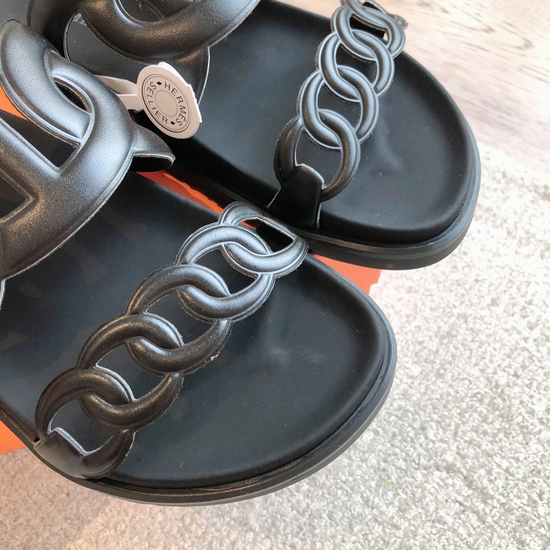 UA Hermès Extra sandal
