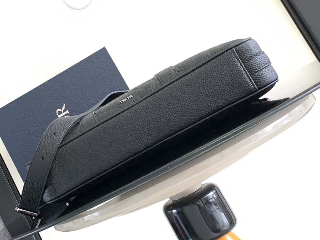 D*0r Zipped Briefcase Black D*0r Gravity Leather and Black Grained Calfskin 37 x 28 x 6 cm