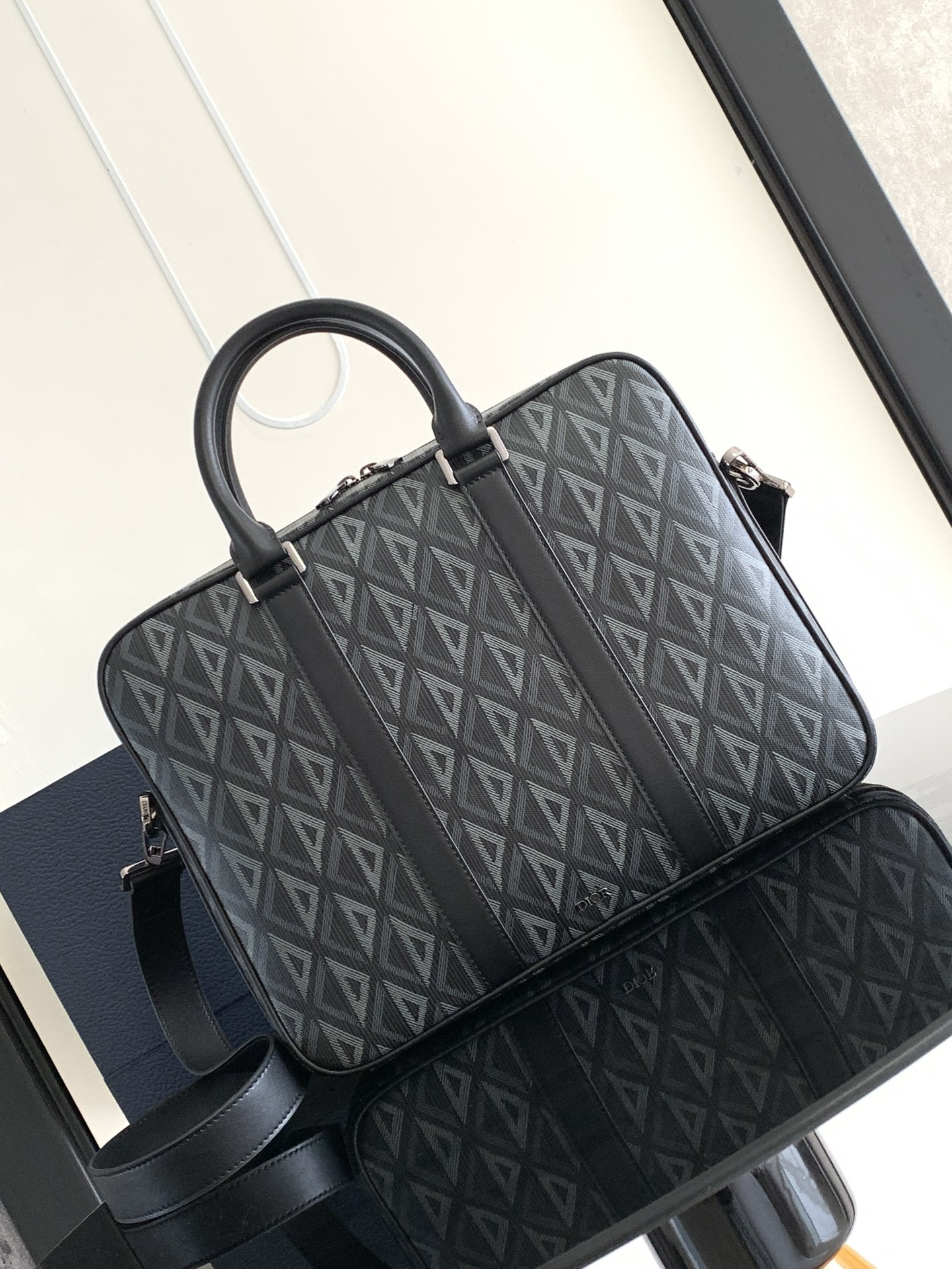 d*0r zipped briefcase black cd Di*m*nd canvas and black grained calfskin 37 x 28 x 6 cm
