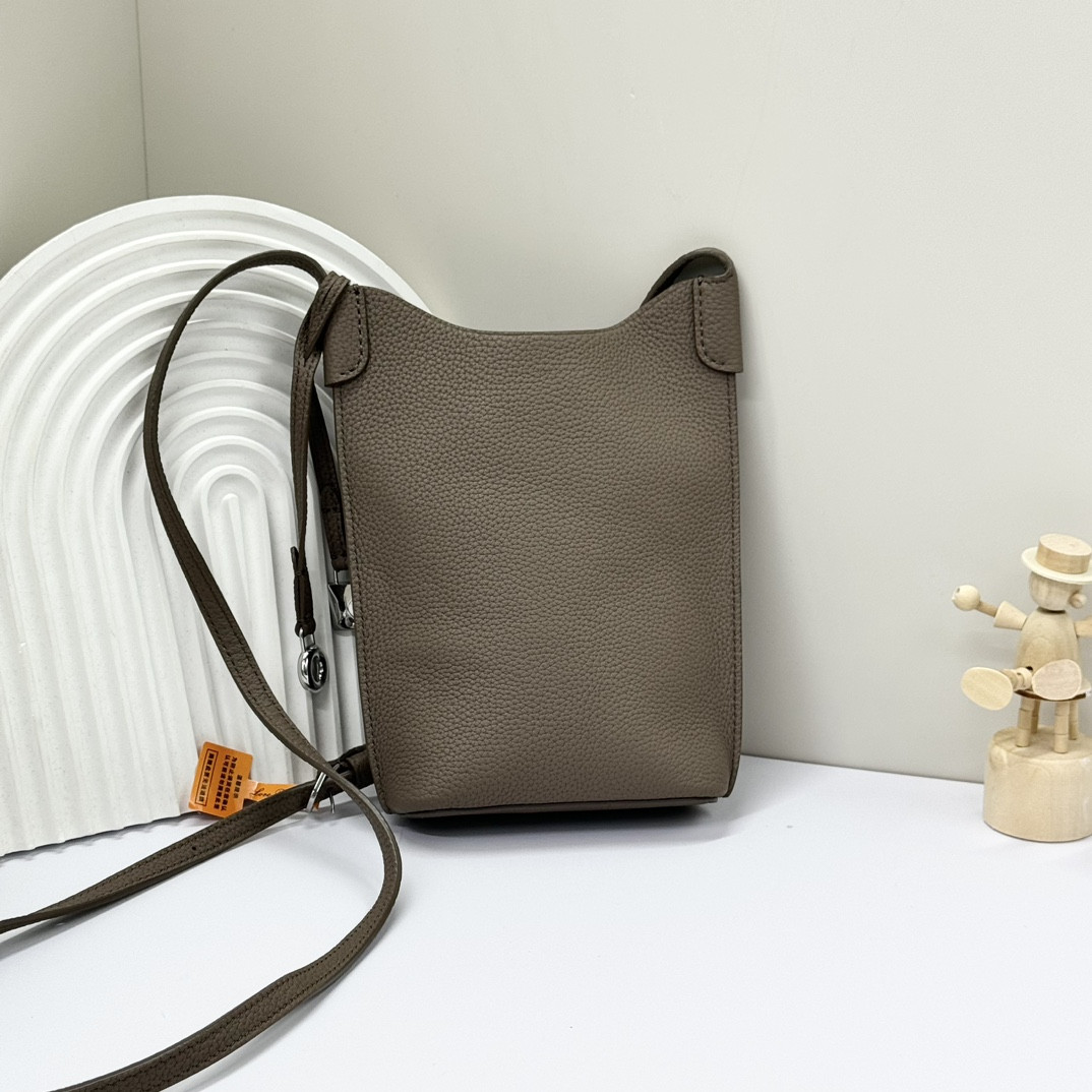 L**o p*ana Mini Bale Bag Calfskin 20x15x4cm