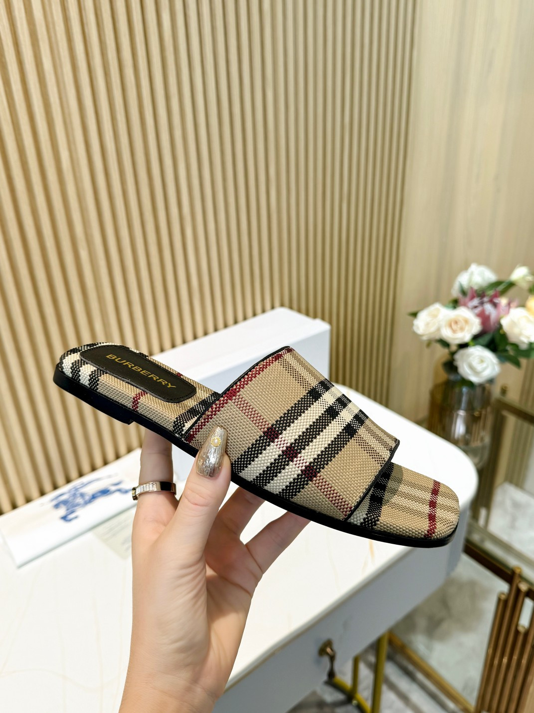 UA B**rry Check Slides